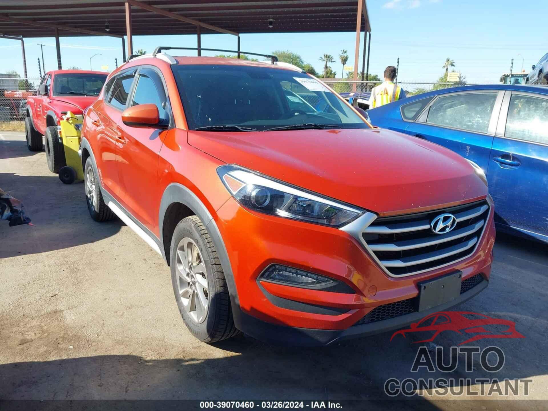 HYUNDAI TUCSON 2017 - KM8J33A44HU425803