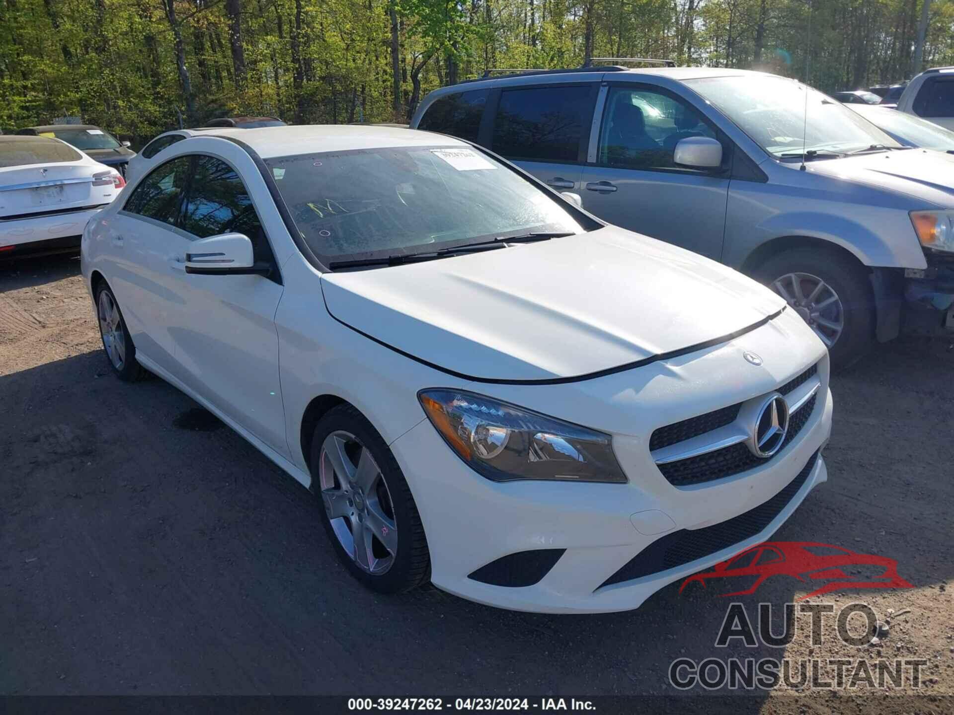 MERCEDES-BENZ CLA 250 2016 - WDDSJ4EB5GN317816