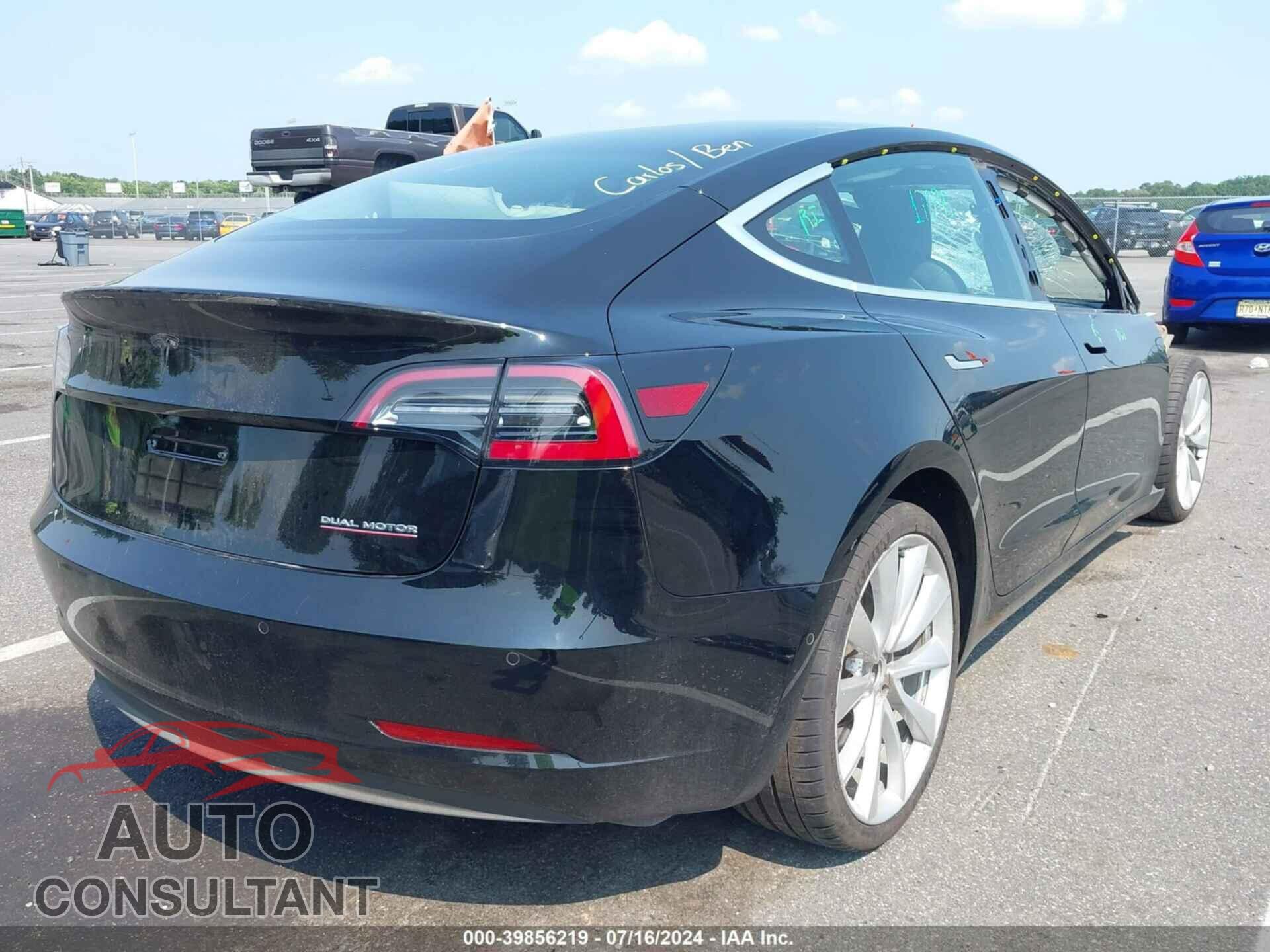 TESLA MODEL 3 2019 - 5YJ3E1EB9KF213967