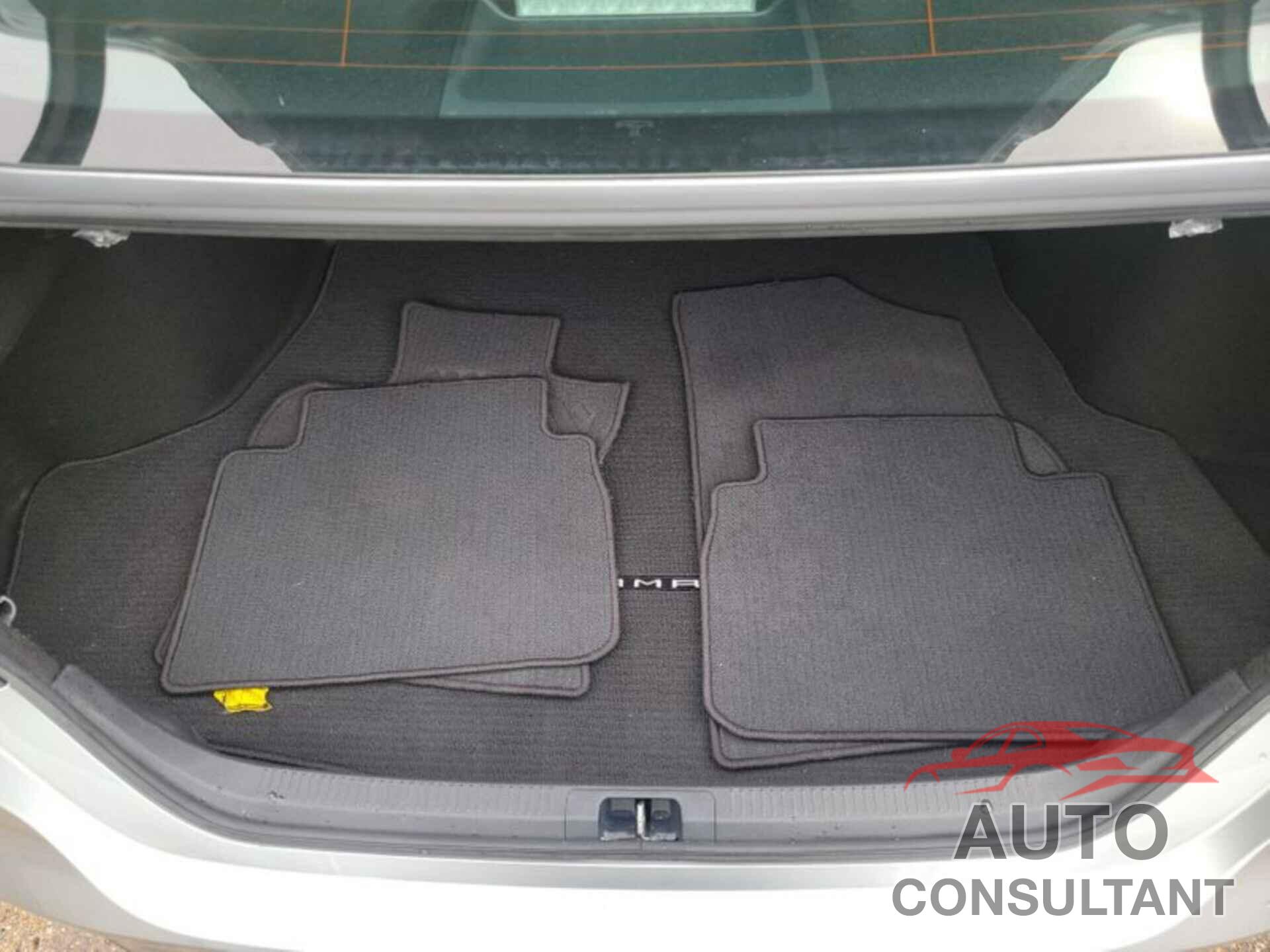 TOYOTA CAMRY 2021 - 4T1C31AK2MU555312