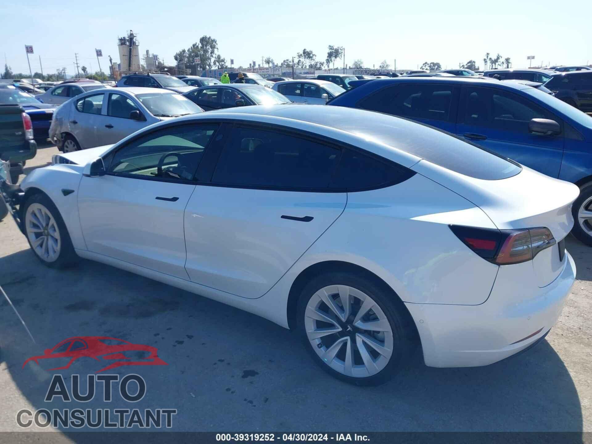 TESLA MODEL 3 2021 - 5YJ3E1EA5MF076357