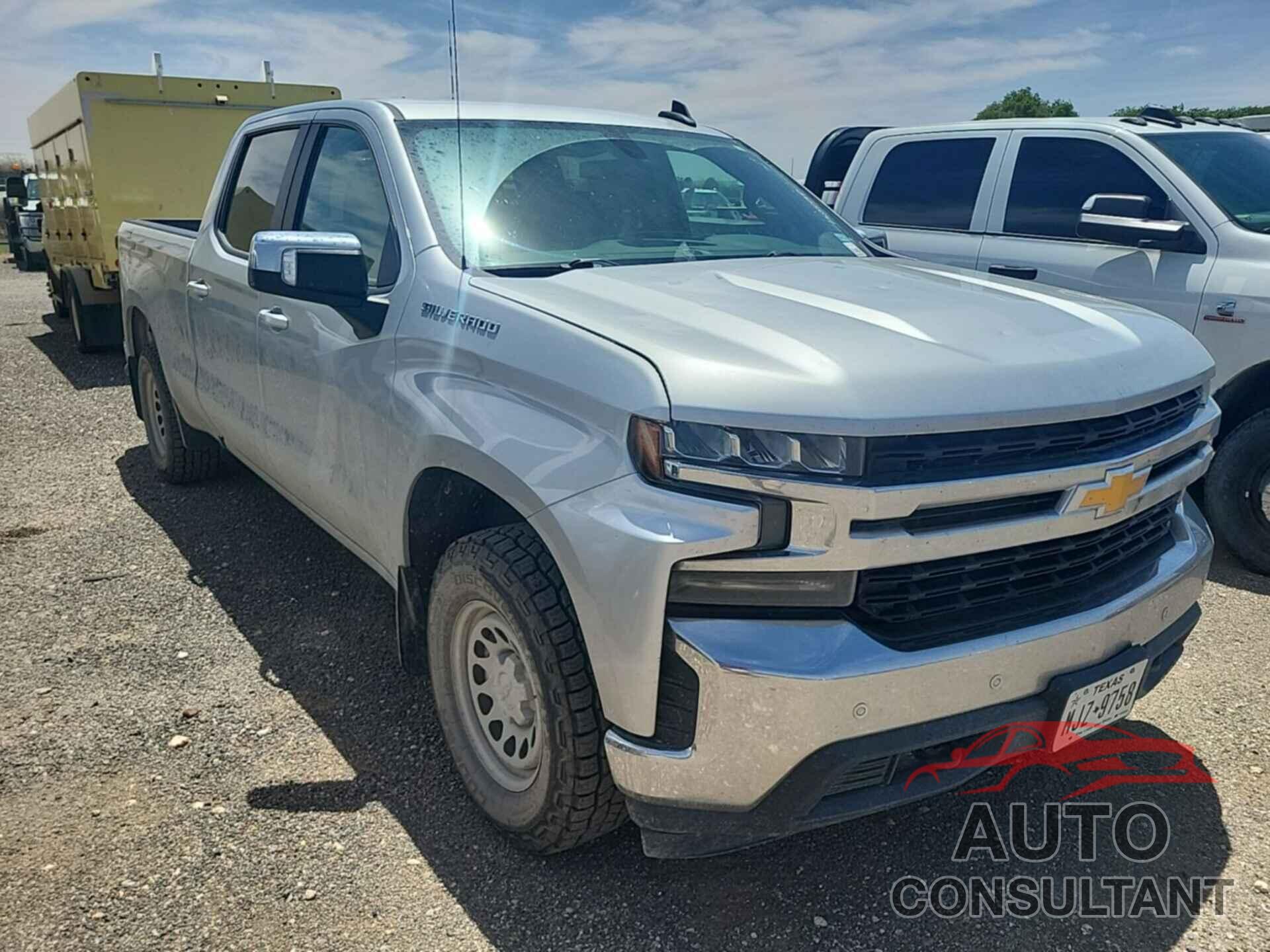 CHEVROLET SILVERADO 1500 2019 - 1GCUYDED4KZ381170