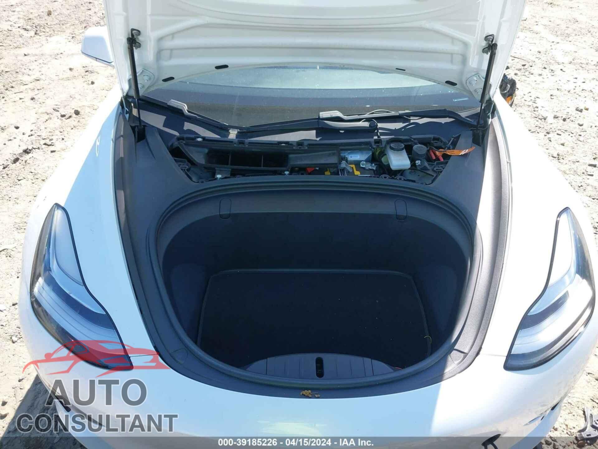 TESLA MODEL 3 2018 - 5YJ3E1EA0JF053709