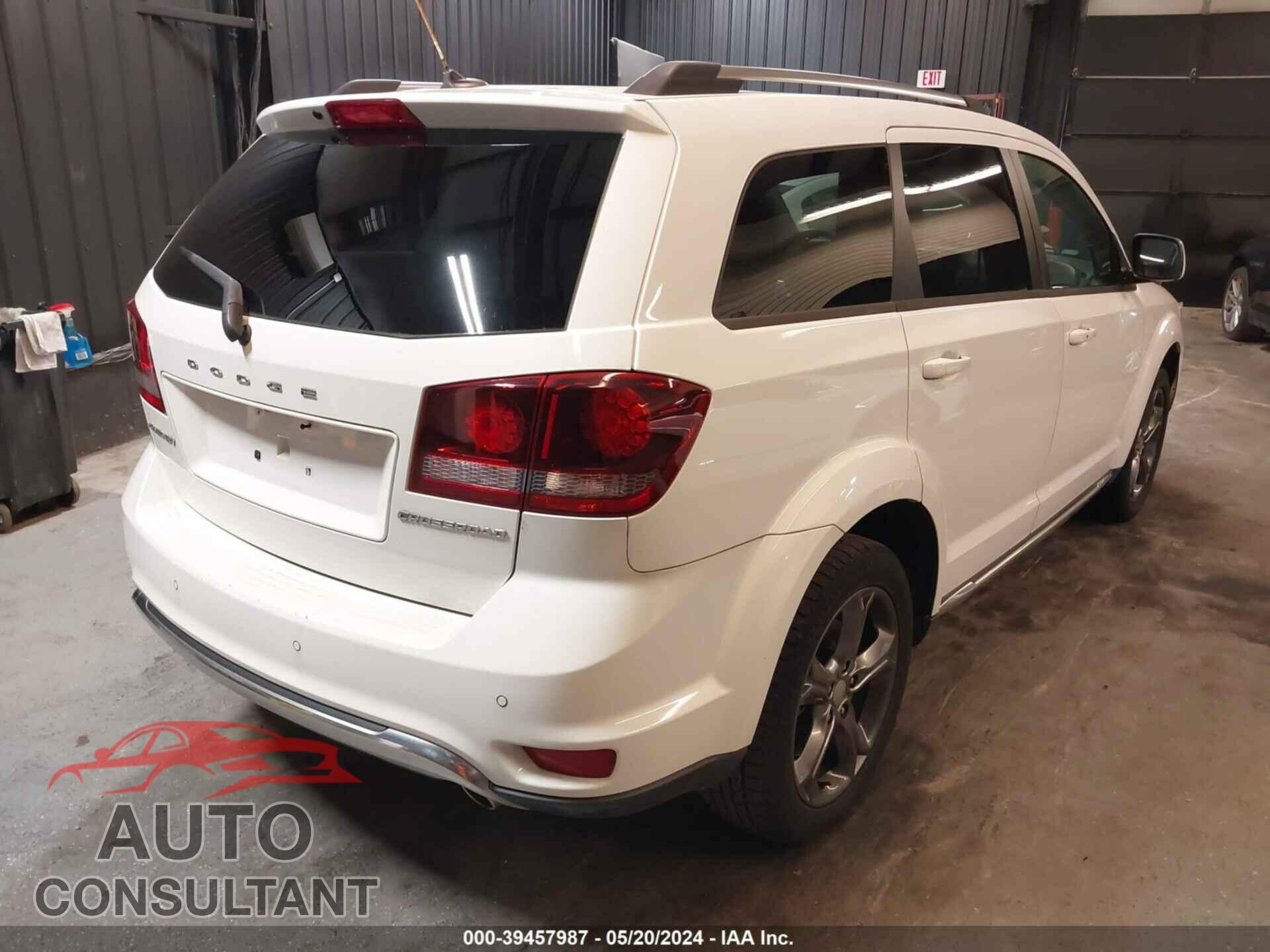 DODGE JOURNEY 2016 - 3C4PDCGGXGT107772