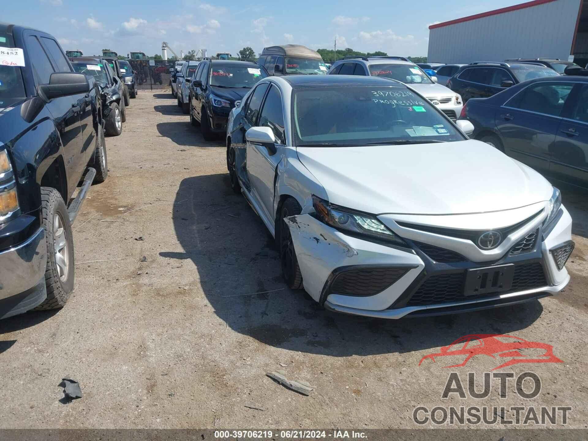 TOYOTA CAMRY 2021 - 4T1K61AKXMU480331
