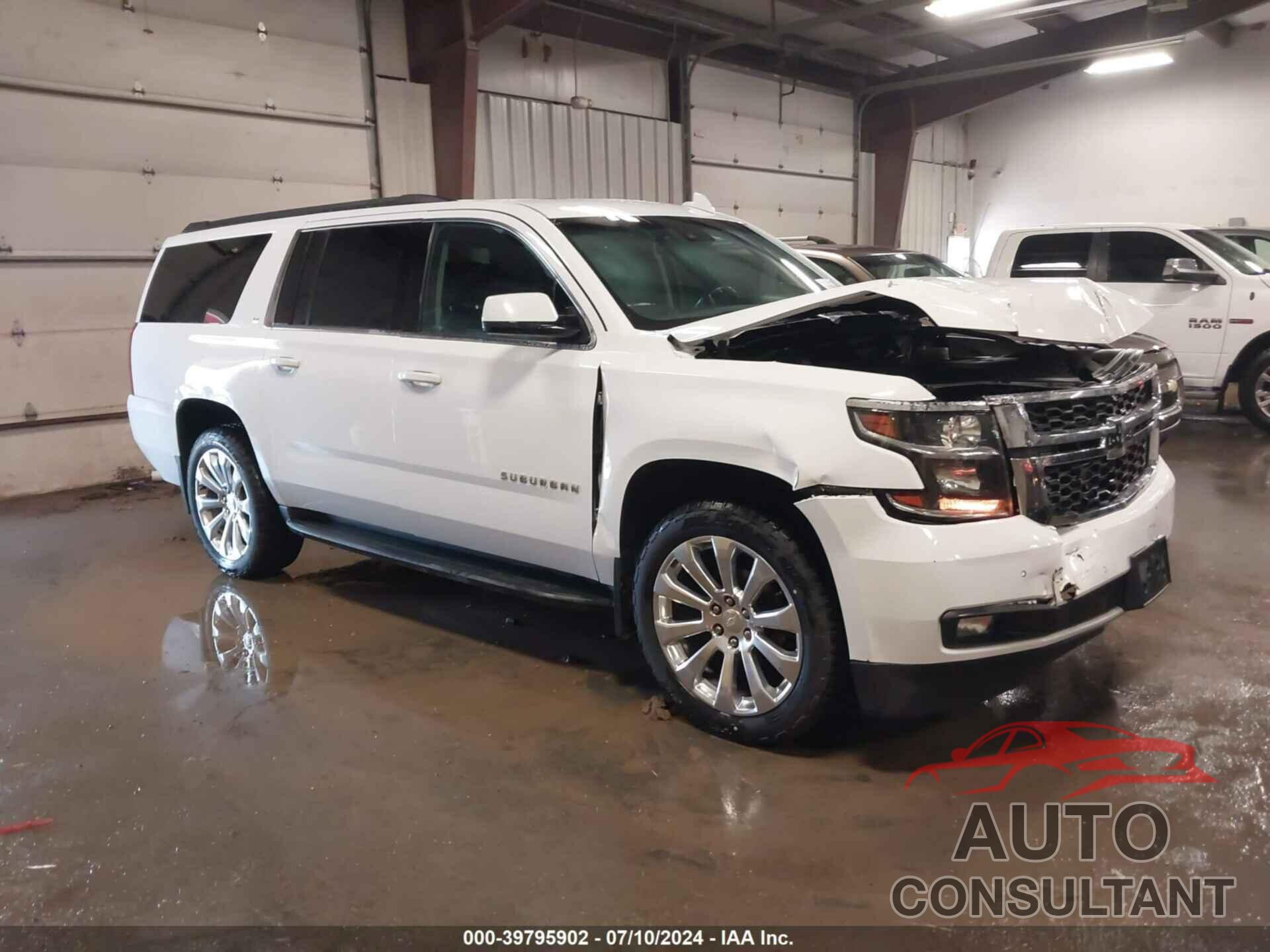 CHEVROLET SUBURBAN 2019 - 1GNSKHKC8KR364651