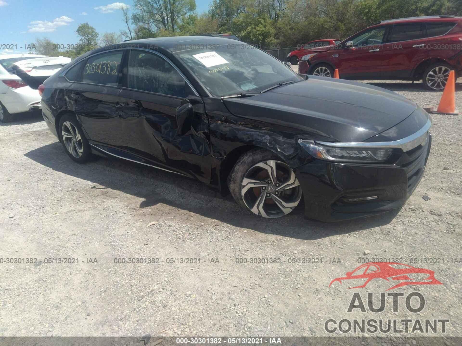 HONDA ACCORD SEDAN 2018 - 1HGCV1F44JA108200
