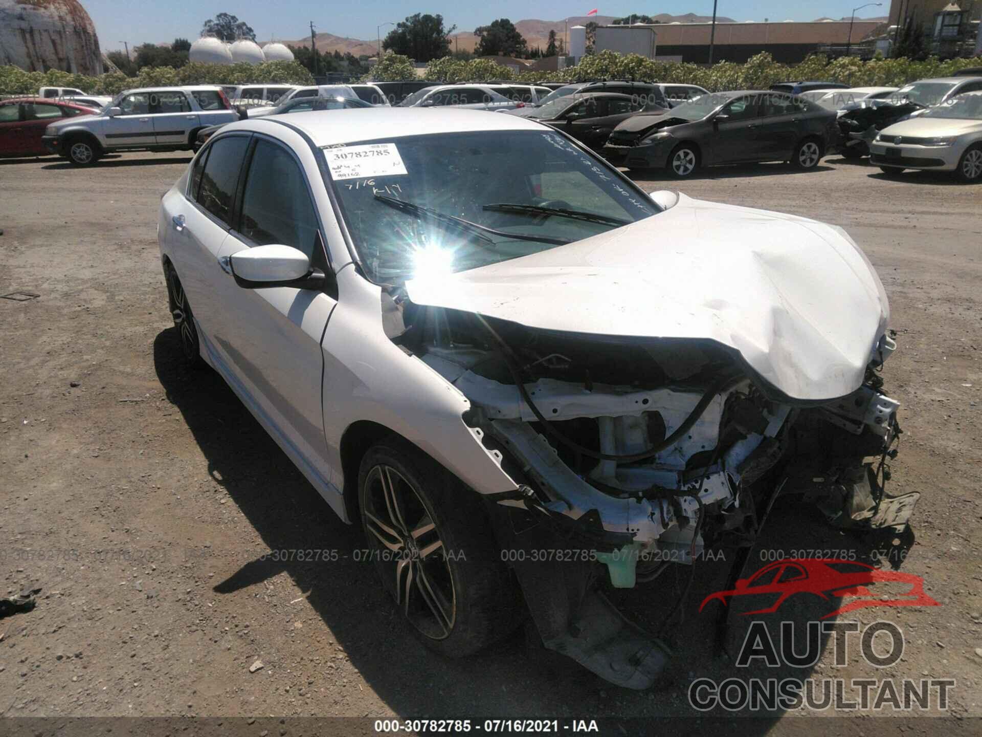 HONDA ACCORD SEDAN 2017 - 1HGCR2F50HA098083