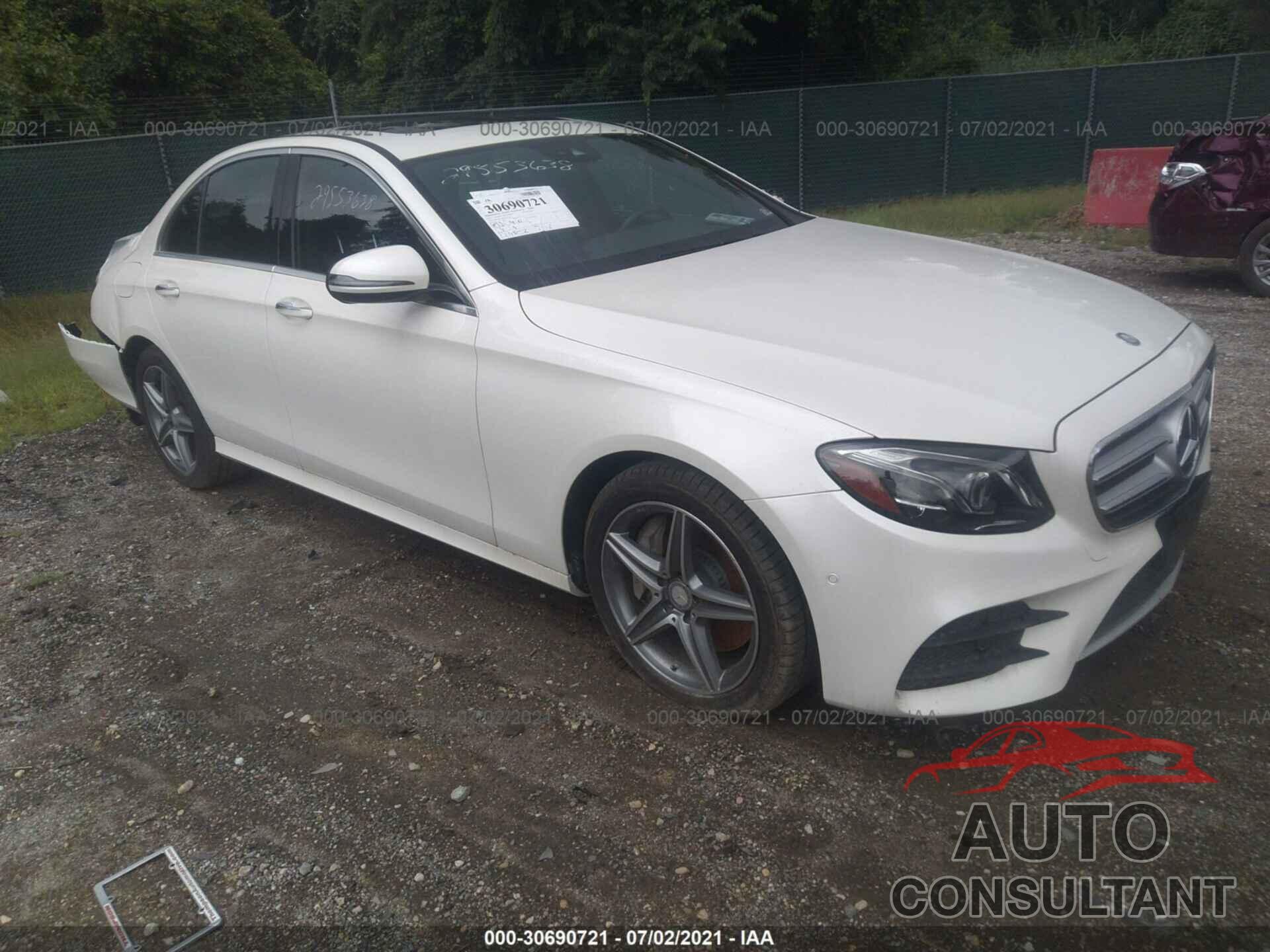 MERCEDES-BENZ E-CLASS 2017 - WDDZF4KB2HA059171