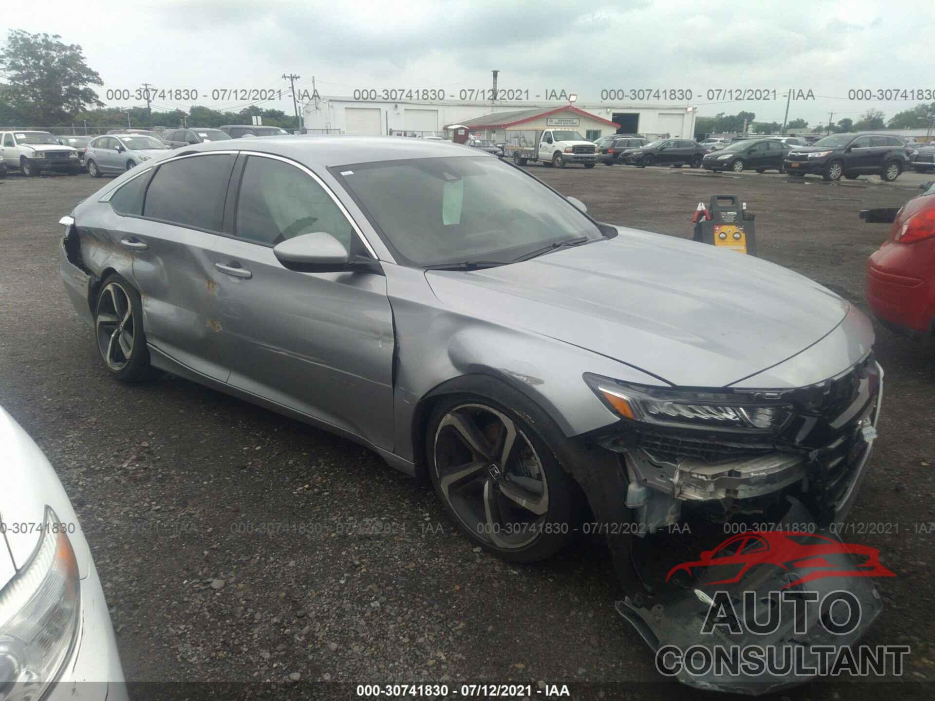 HONDA ACCORD SEDAN 2018 - 1HGCV1F30JA056409