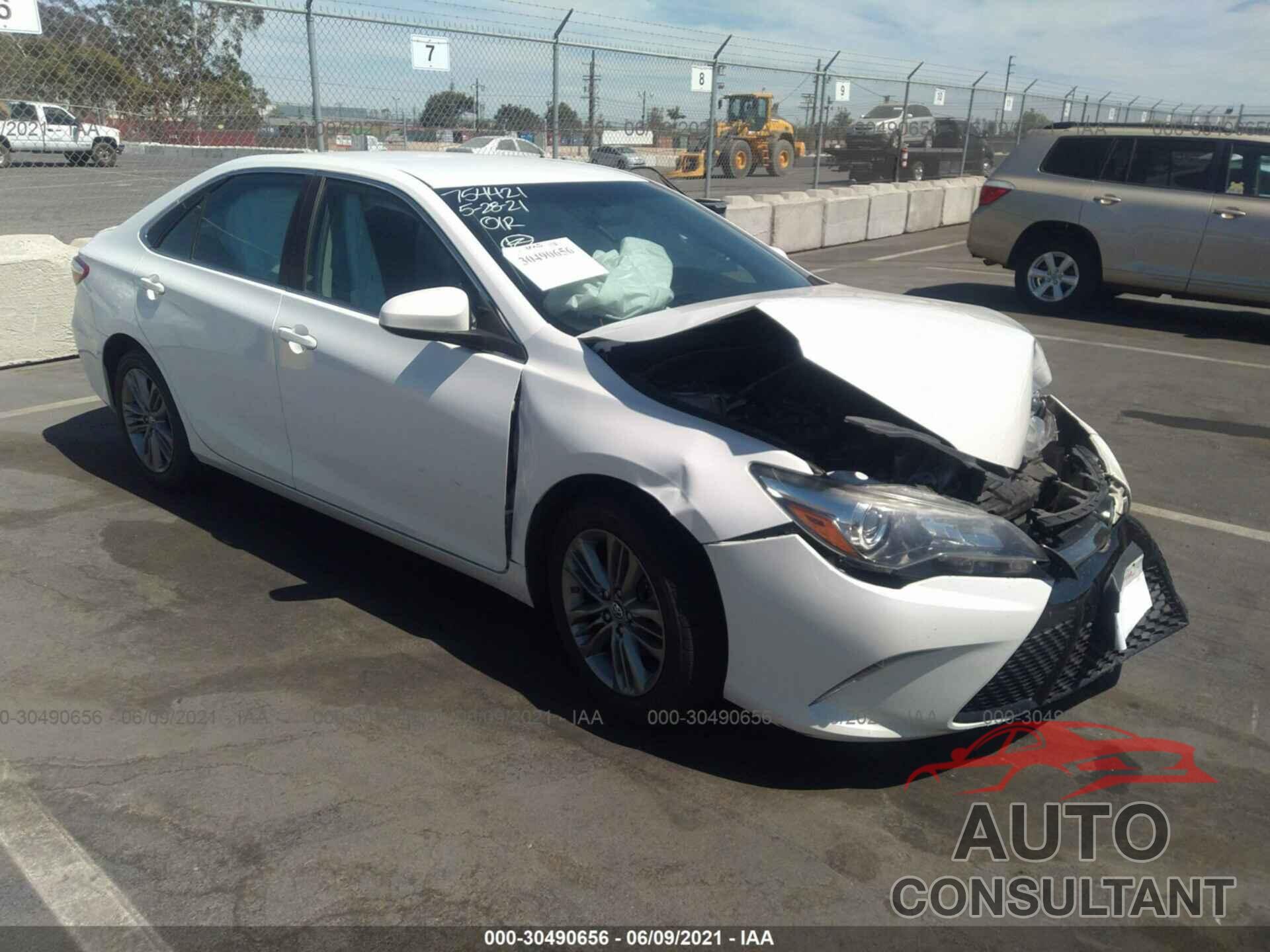 TOYOTA CAMRY 2017 - 4T1BF1FK5HU317259