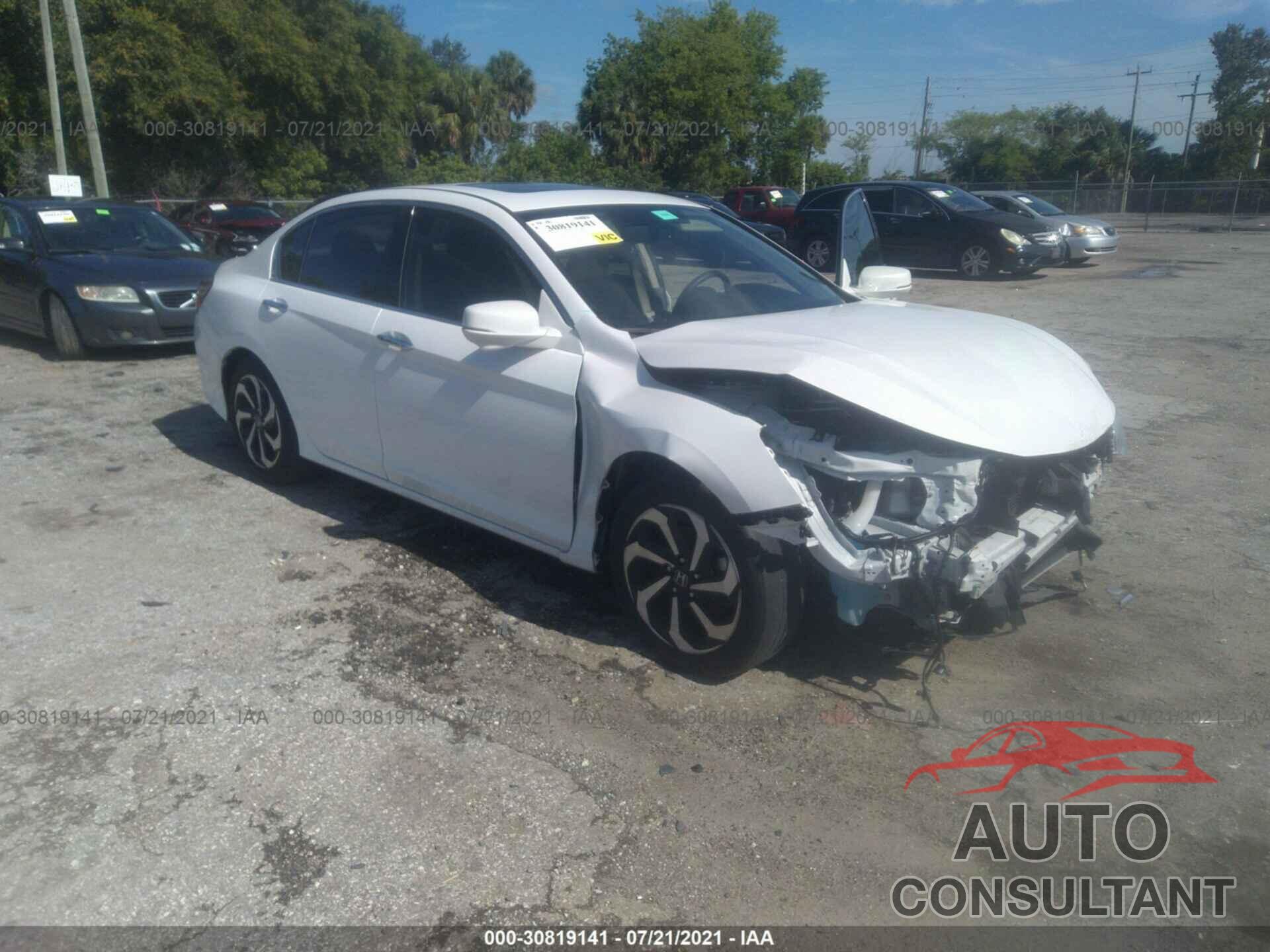 HONDA ACCORD SEDAN 2016 - 1HGCR3F86GA019532