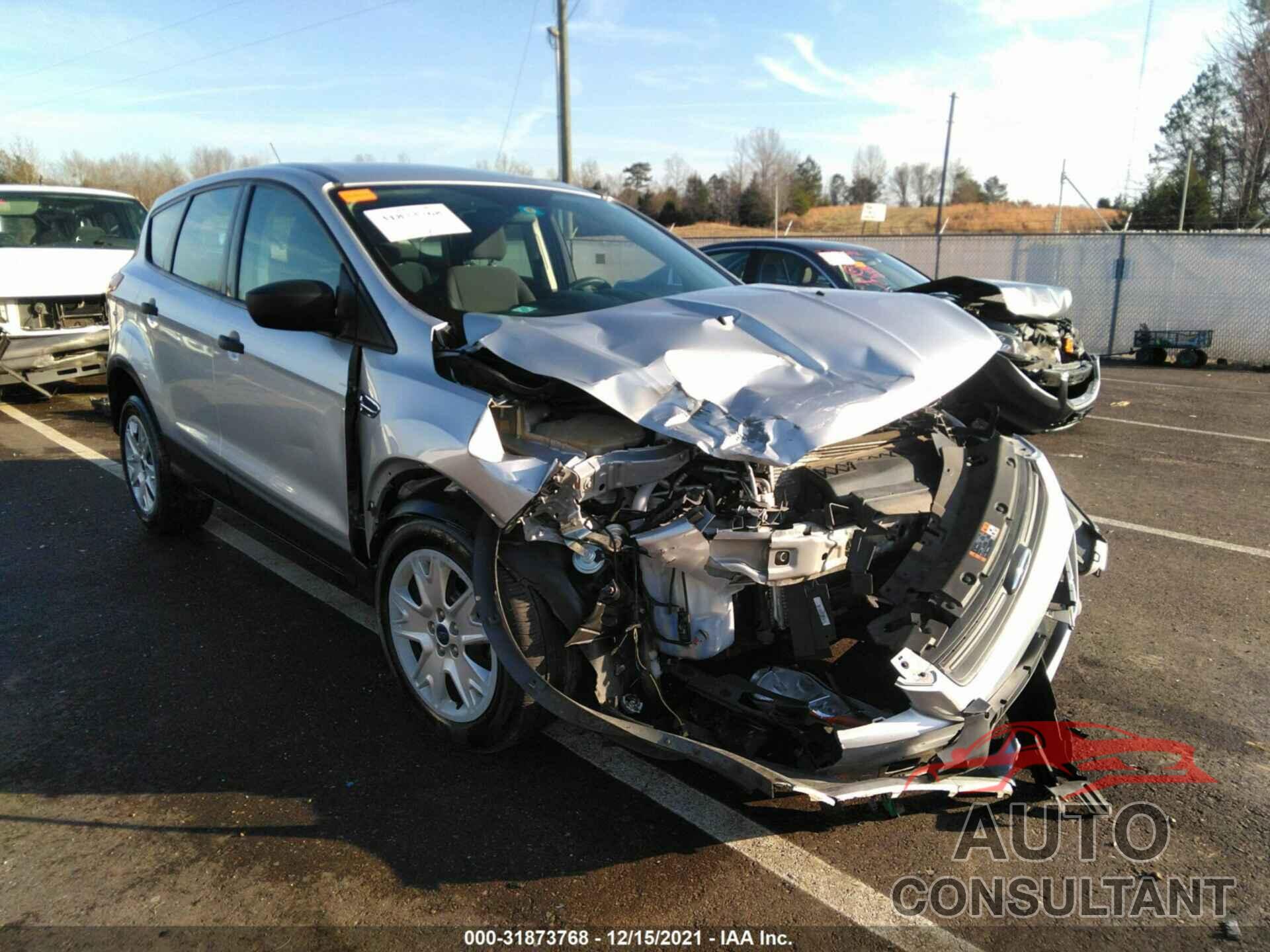 FORD ESCAPE 2016 - 1FMCU0F79GUC34917