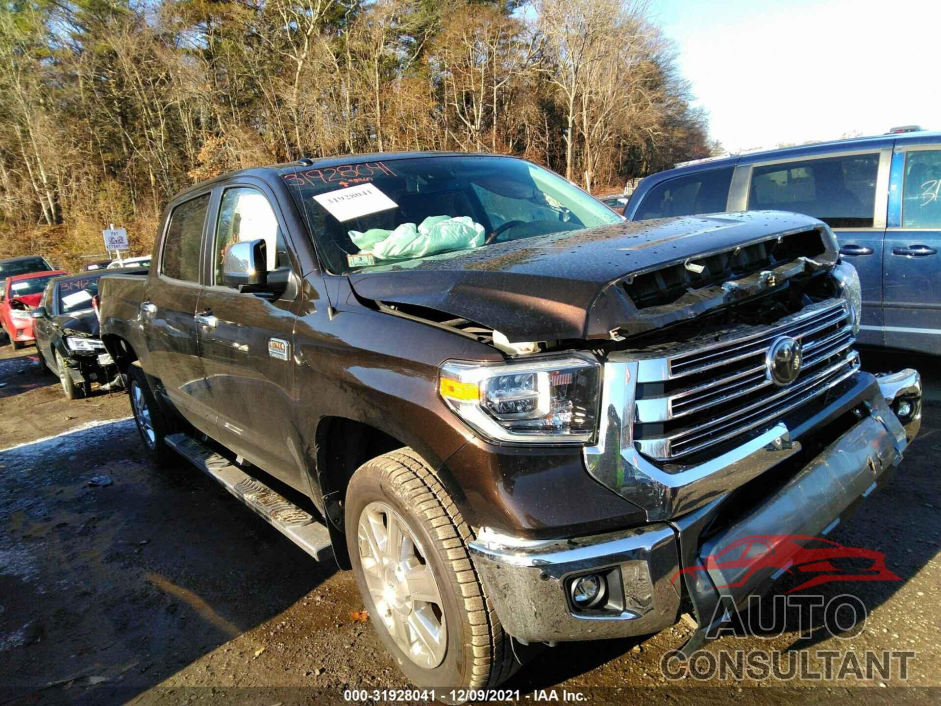 TOYOTA TUNDRA 4WD 2018 - 5TFAY5F1XJX709960