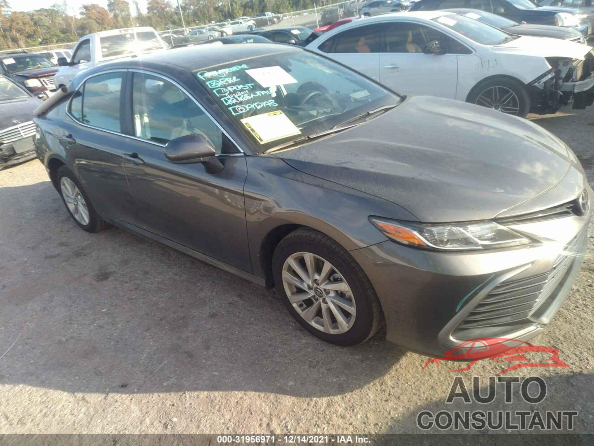 TOYOTA CAMRY 2021 - 4T1C11AK9MU461305