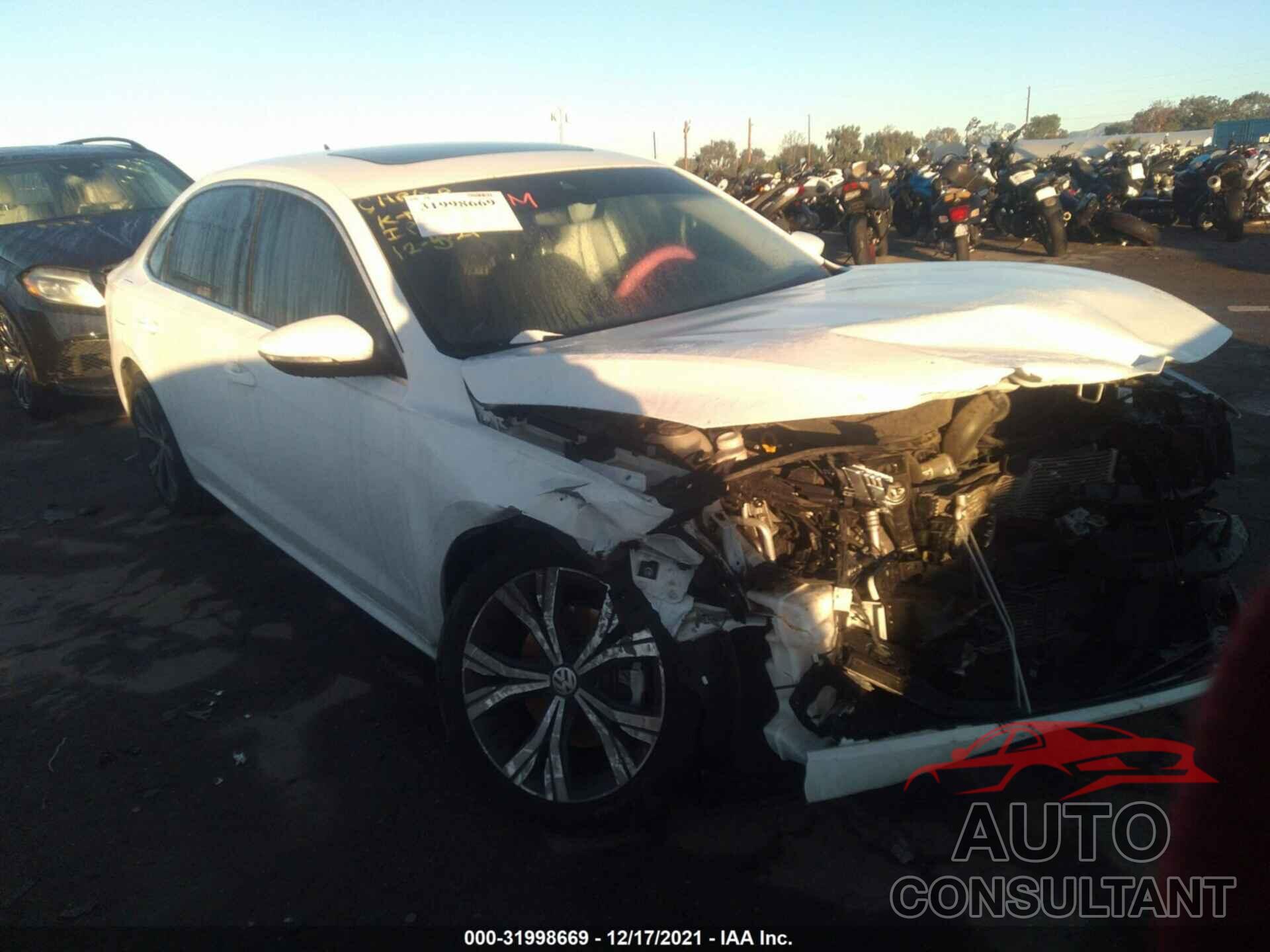 VOLKSWAGEN PASSAT 2020 - 1VWCA7A36LC006851