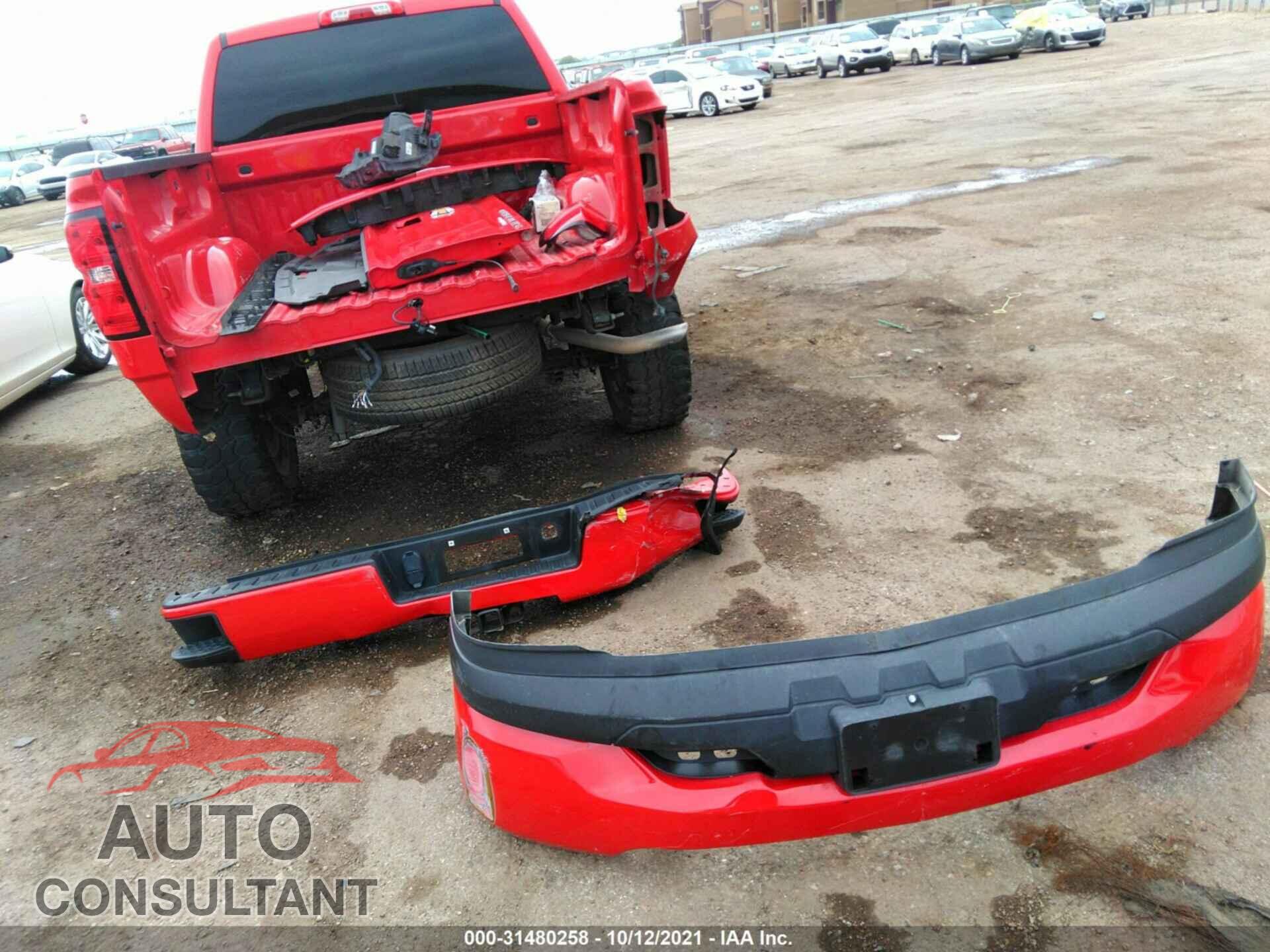 CHEVROLET SILVERADO 1500 2018 - 3GCPCPEC2JG319740