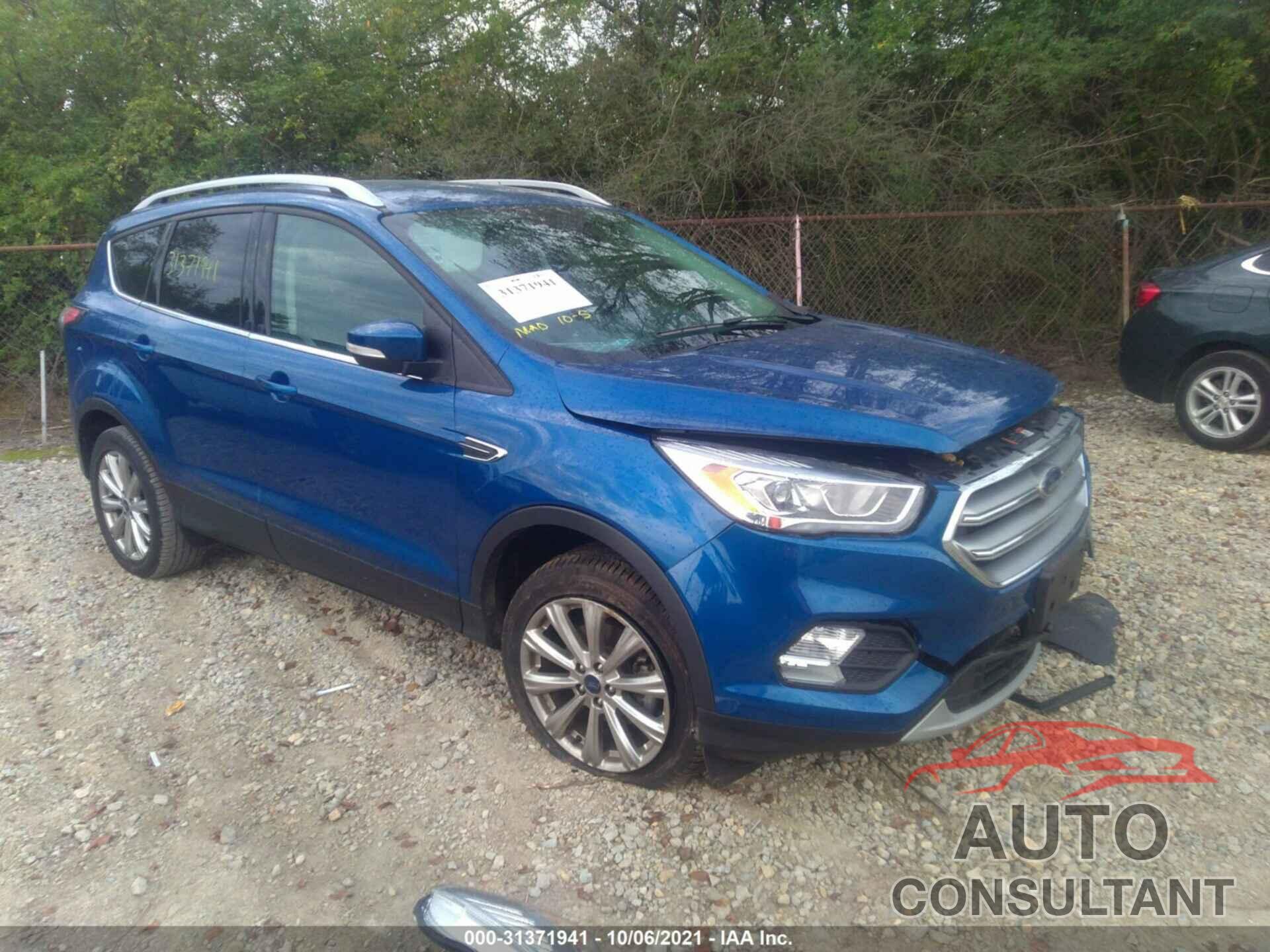 FORD ESCAPE 2017 - 1FMCU0JD3HUA12114