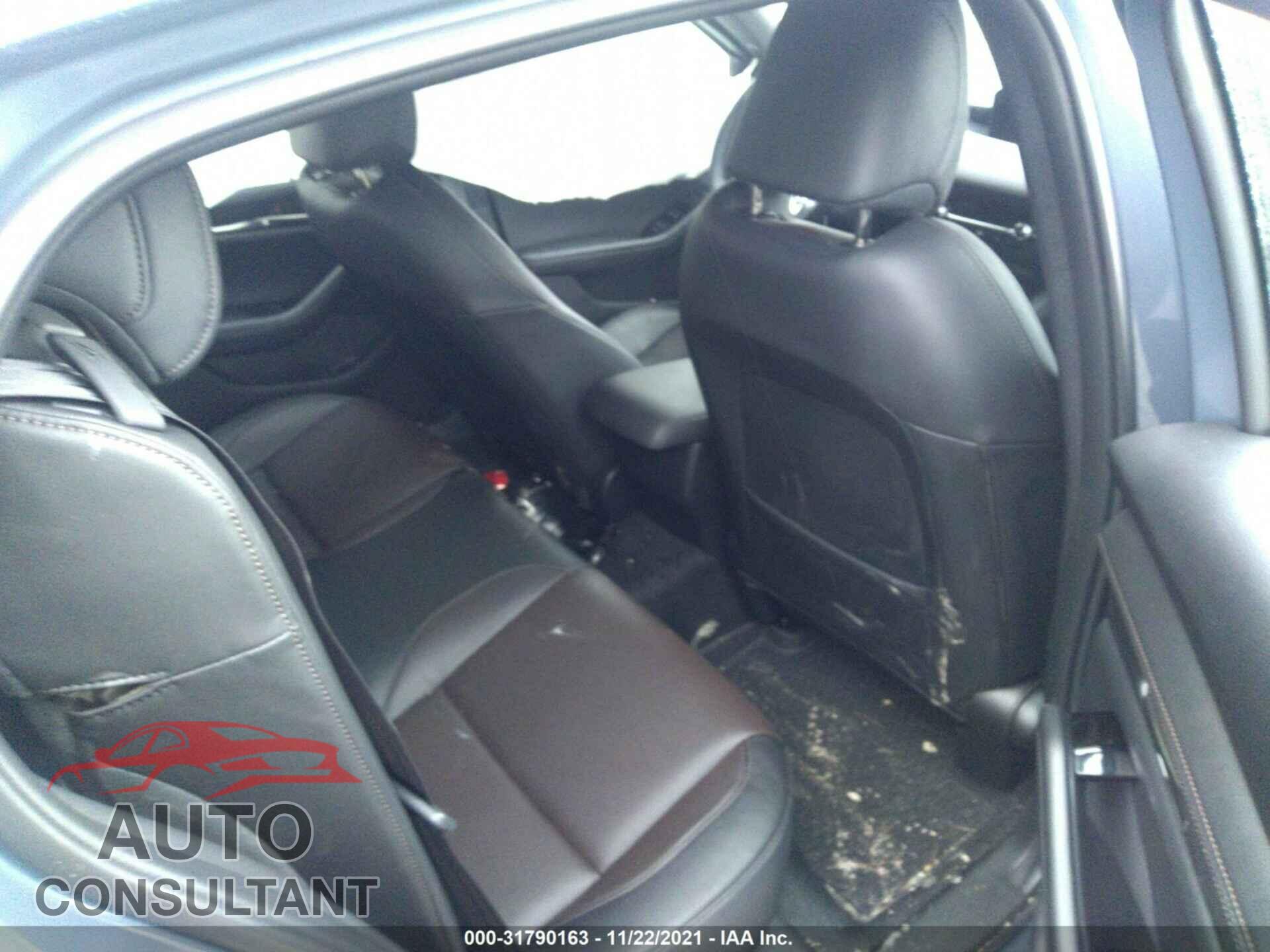 MAZDA MAZDA3 HATCHBACK 2021 - JM1BPBML8M1347175