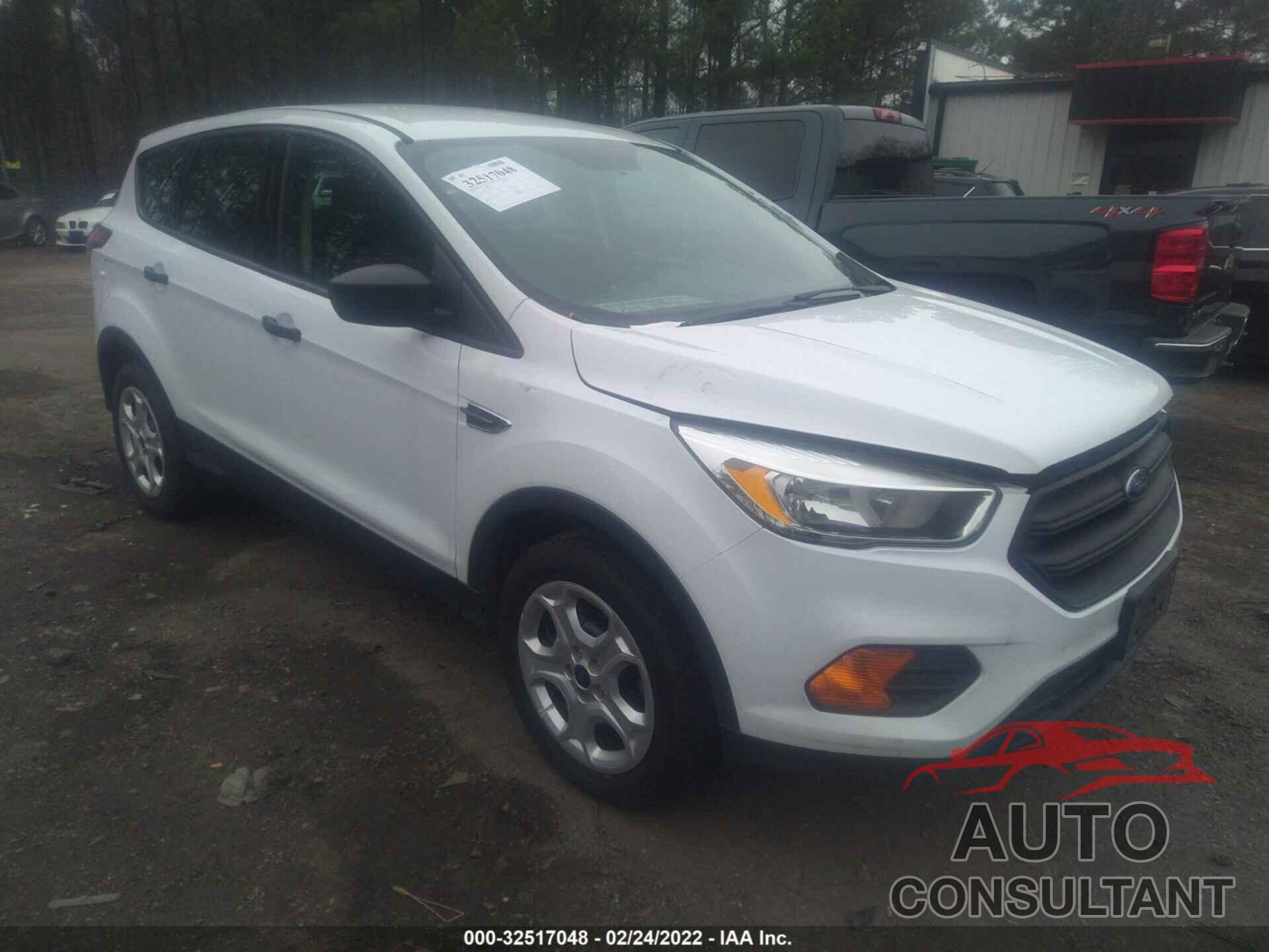 FORD ESCAPE 2017 - 1FMCU0F79HUA68738