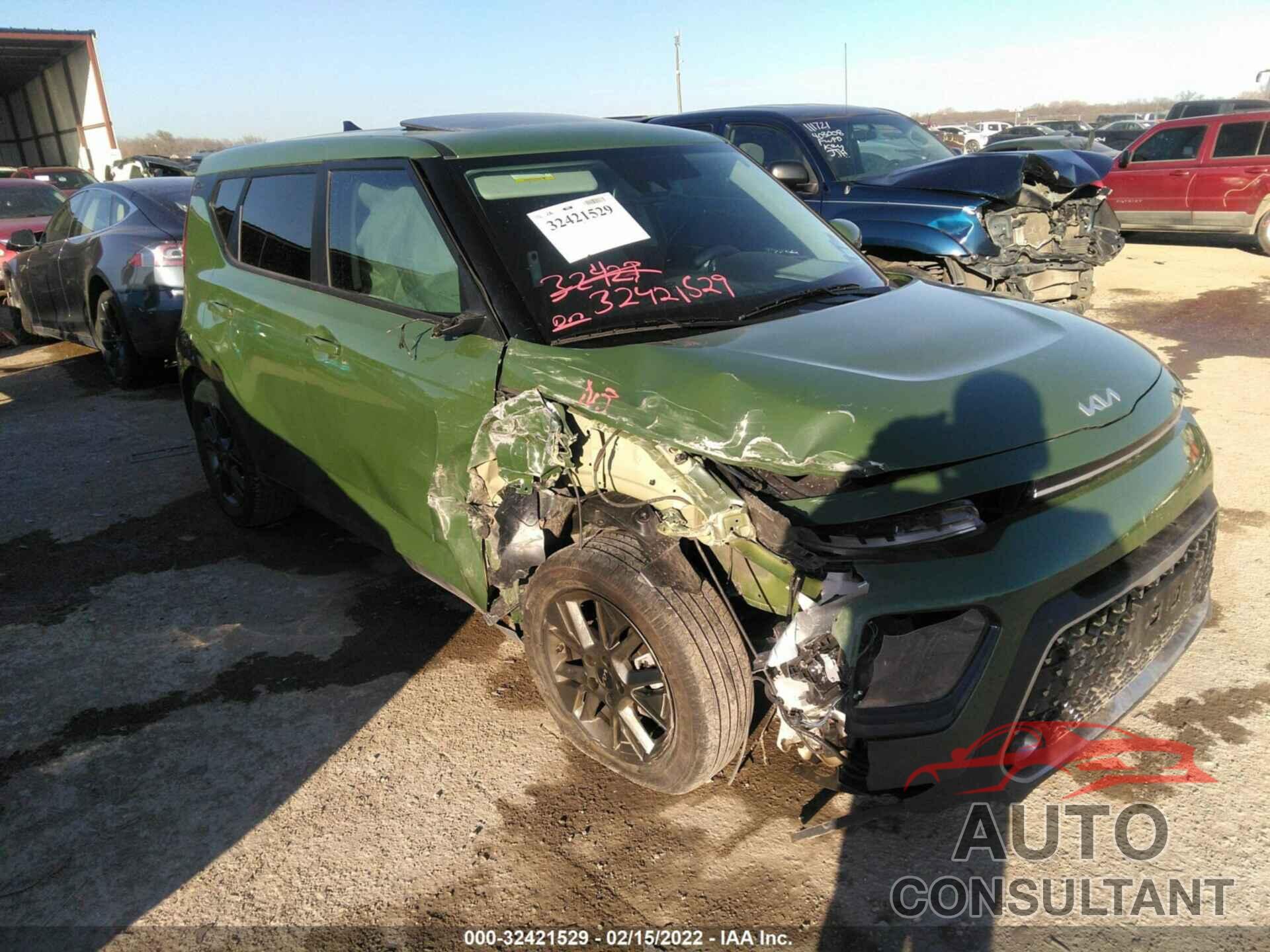 KIA SOUL 2022 - KNDJ33AU1N7165570