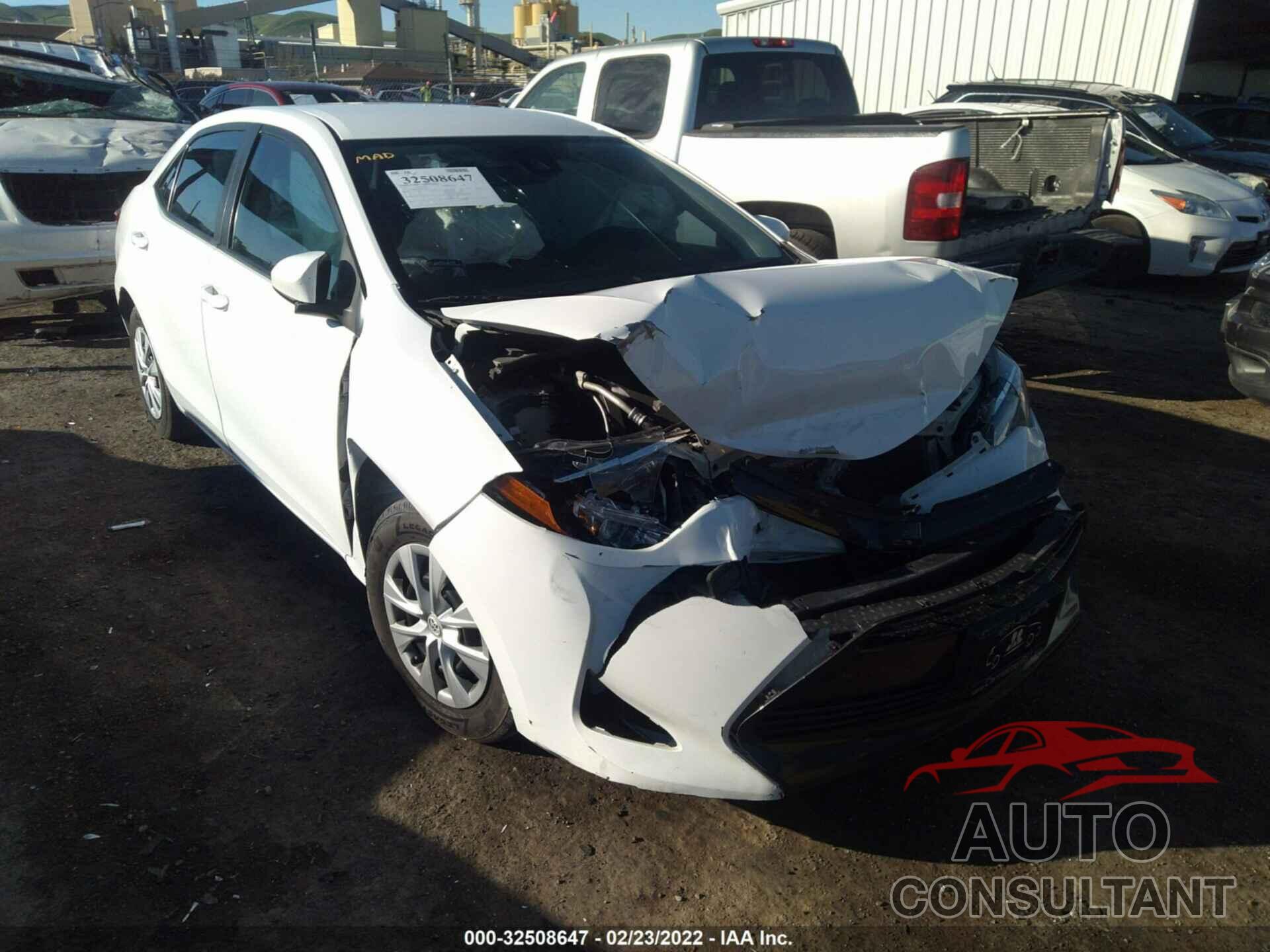 TOYOTA COROLLA 2017 - 5YFBURHE6HP732412