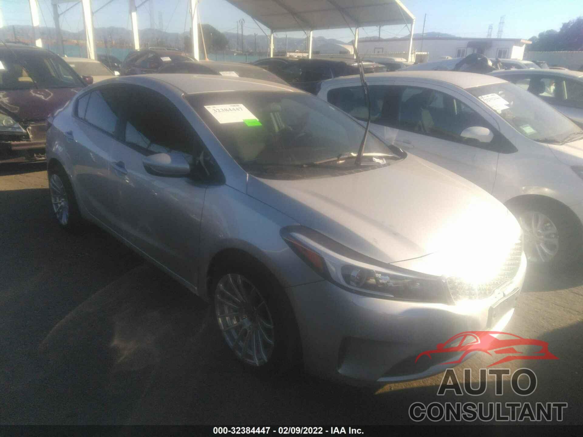 KIA FORTE 2017 - 3KPFK4A74HE135699