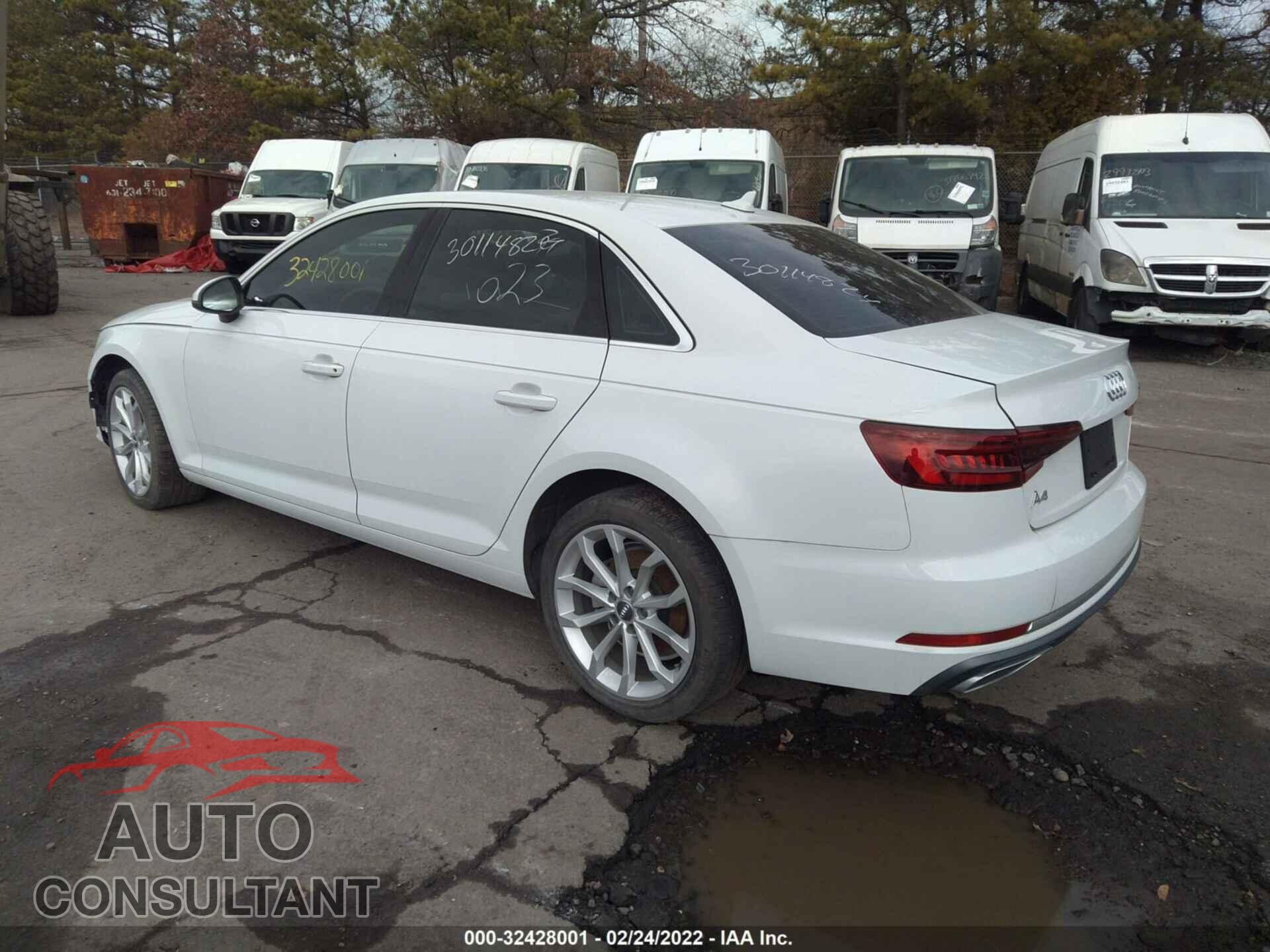 AUDI A4 2019 - WAUGMAF48KN006232