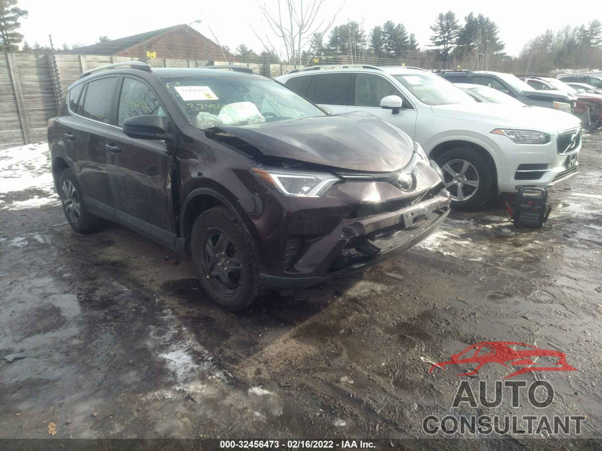 TOYOTA RAV4 2018 - 2T3BFREV4JW844166