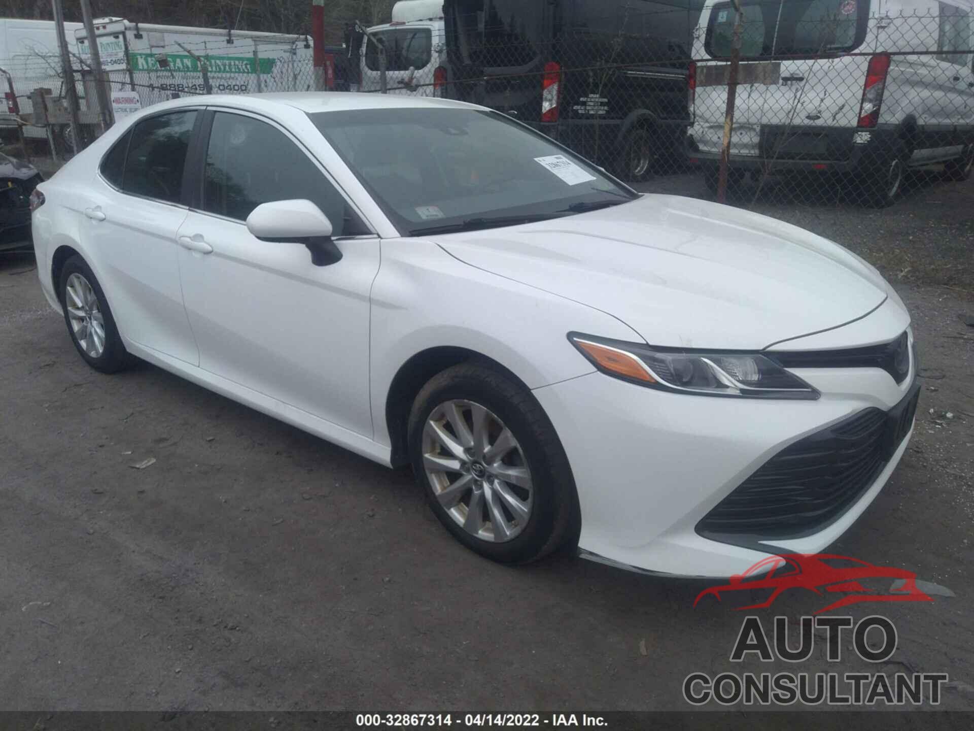 TOYOTA CAMRY 2018 - 4T1B11HKXJU522657