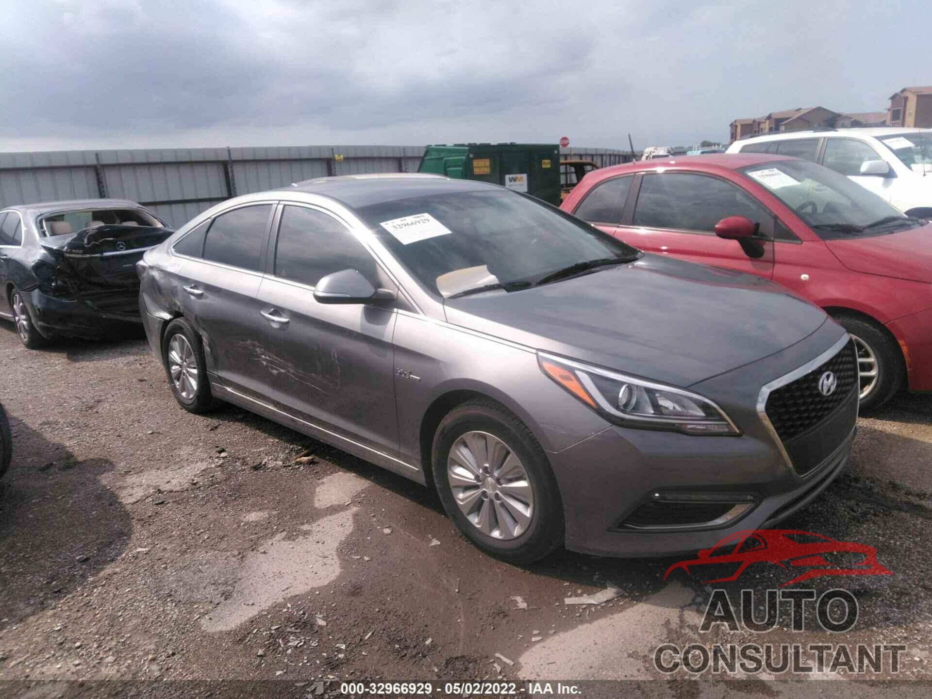 HYUNDAI SONATA HYBRID 2017 - KMHE24L39HA072717