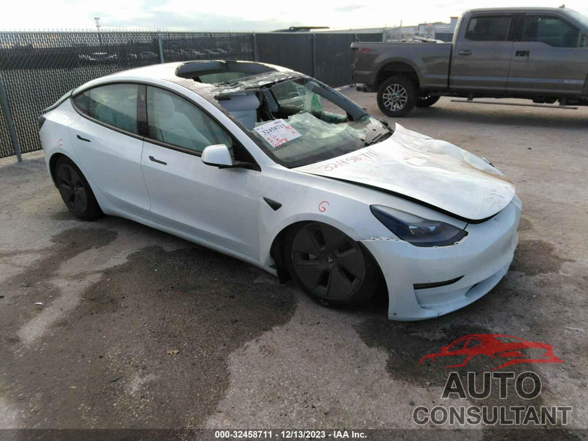 TESLA MODEL 3 2021 - 5YJ3E1EA6MF995137