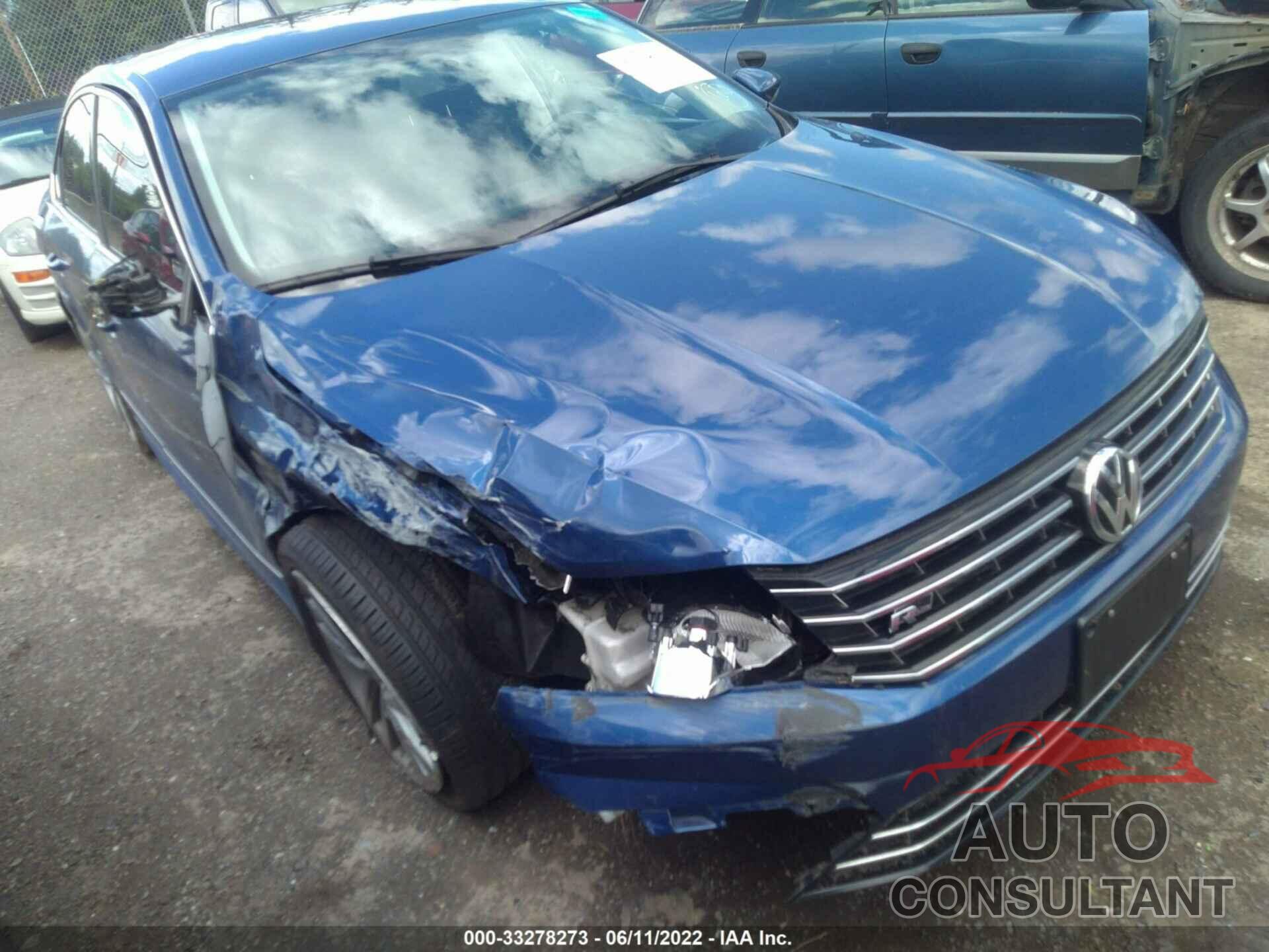 VOLKSWAGEN PASSAT 2016 - 1VWAT7A39GC048163