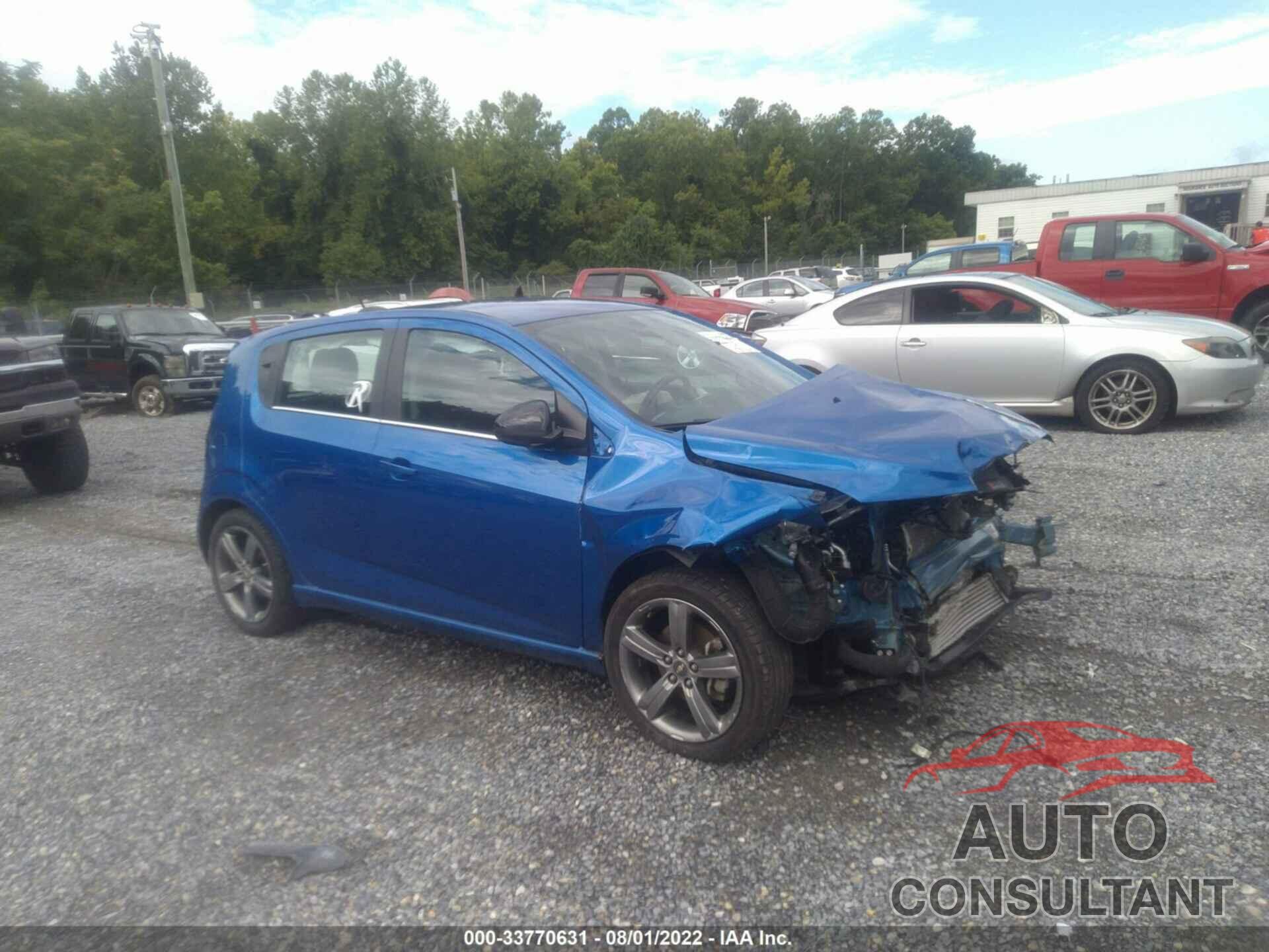 CHEVROLET SONIC 2016 - 1G1JG6SB5G4176698