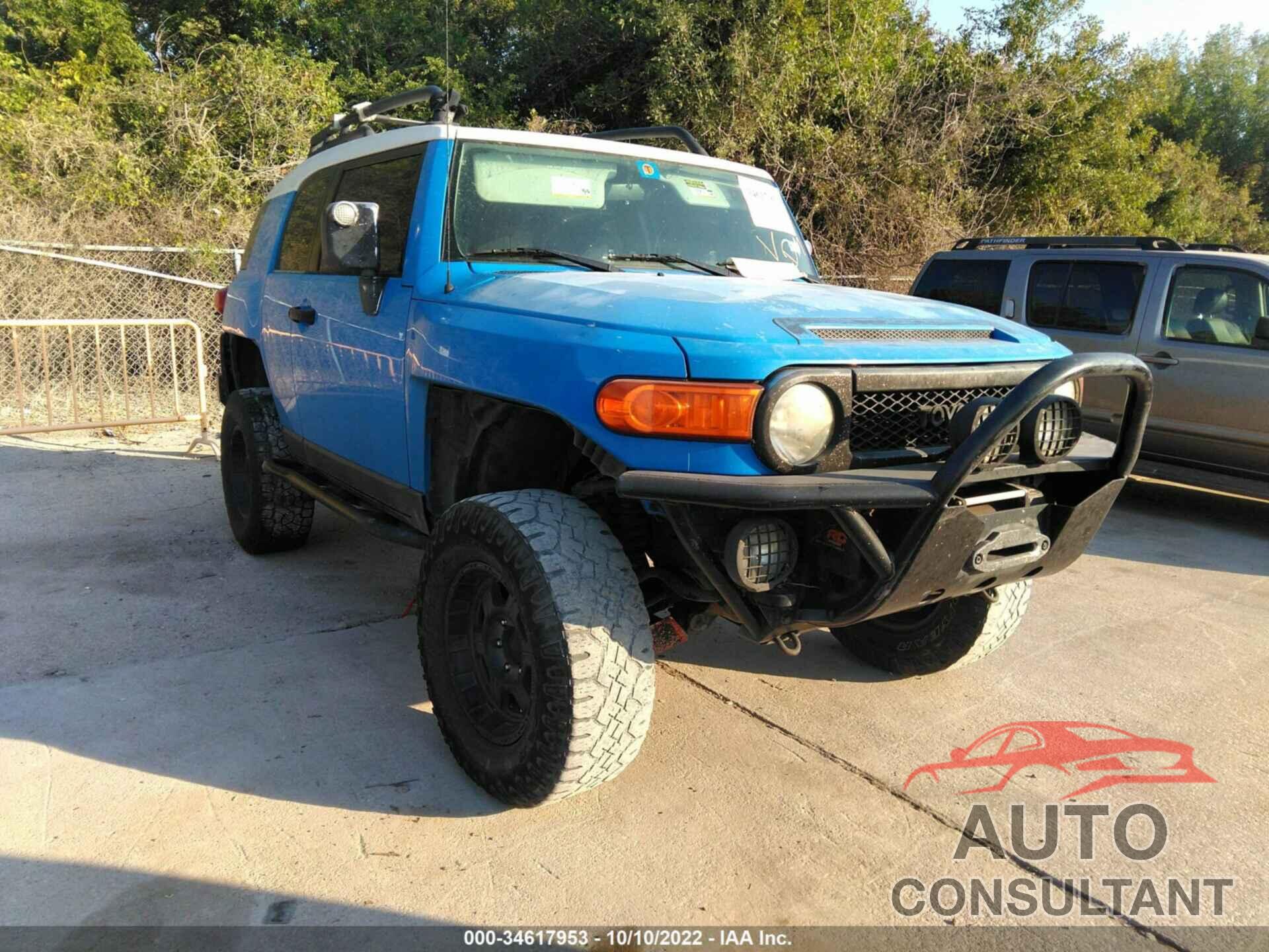 TOYOTA FJ CRUISER 2007 - JTEBU11F270012758