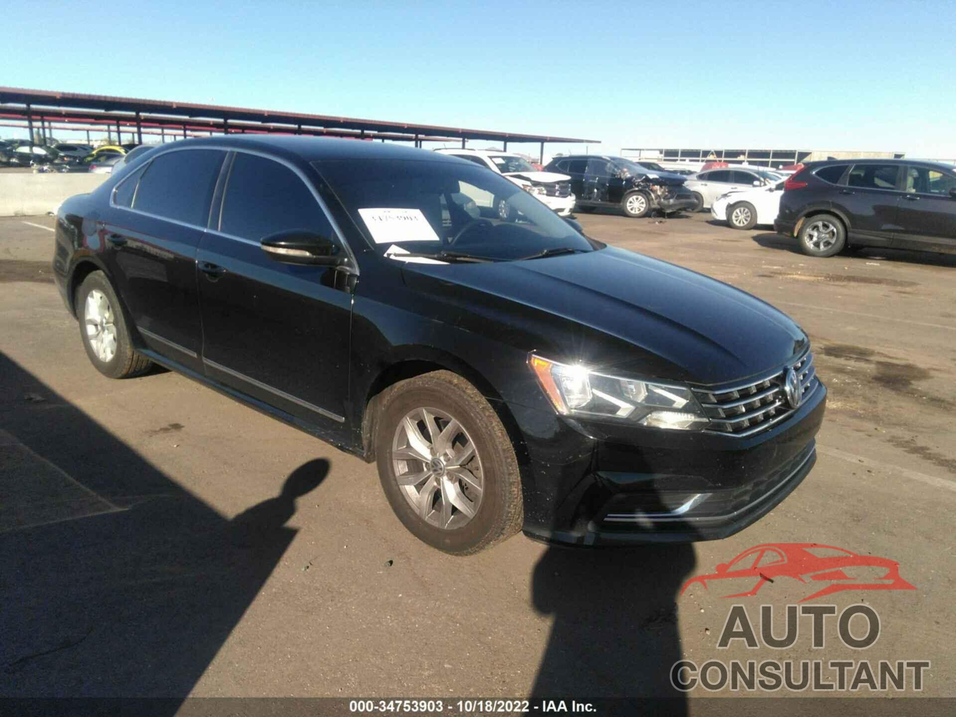 VOLKSWAGEN PASSAT 2016 - 1VWAT7A39GC045621