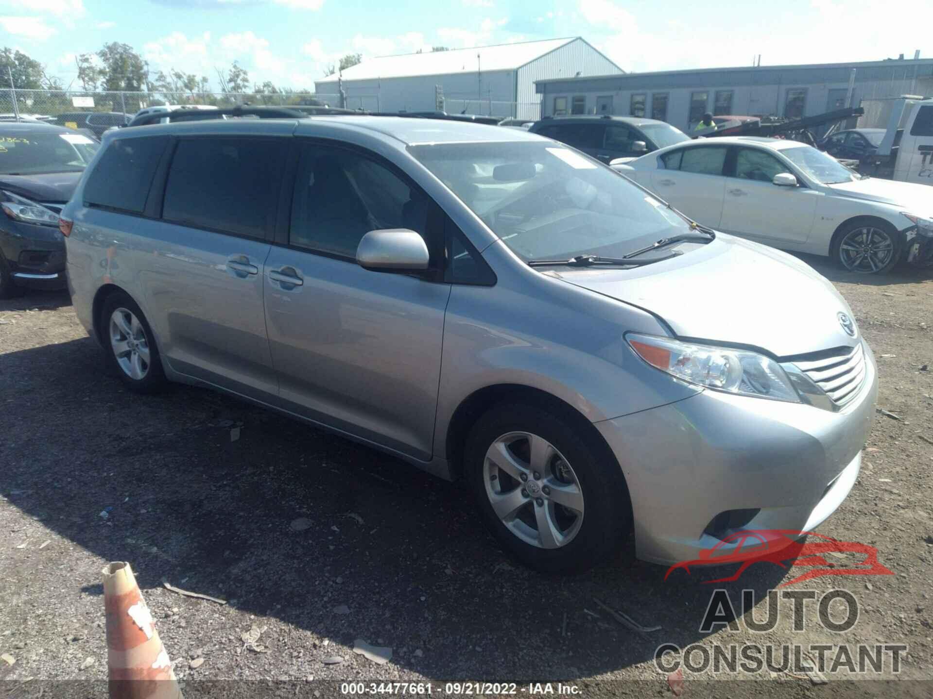 TOYOTA SIENNA 2017 - 5TDKZ3DC1HS792415