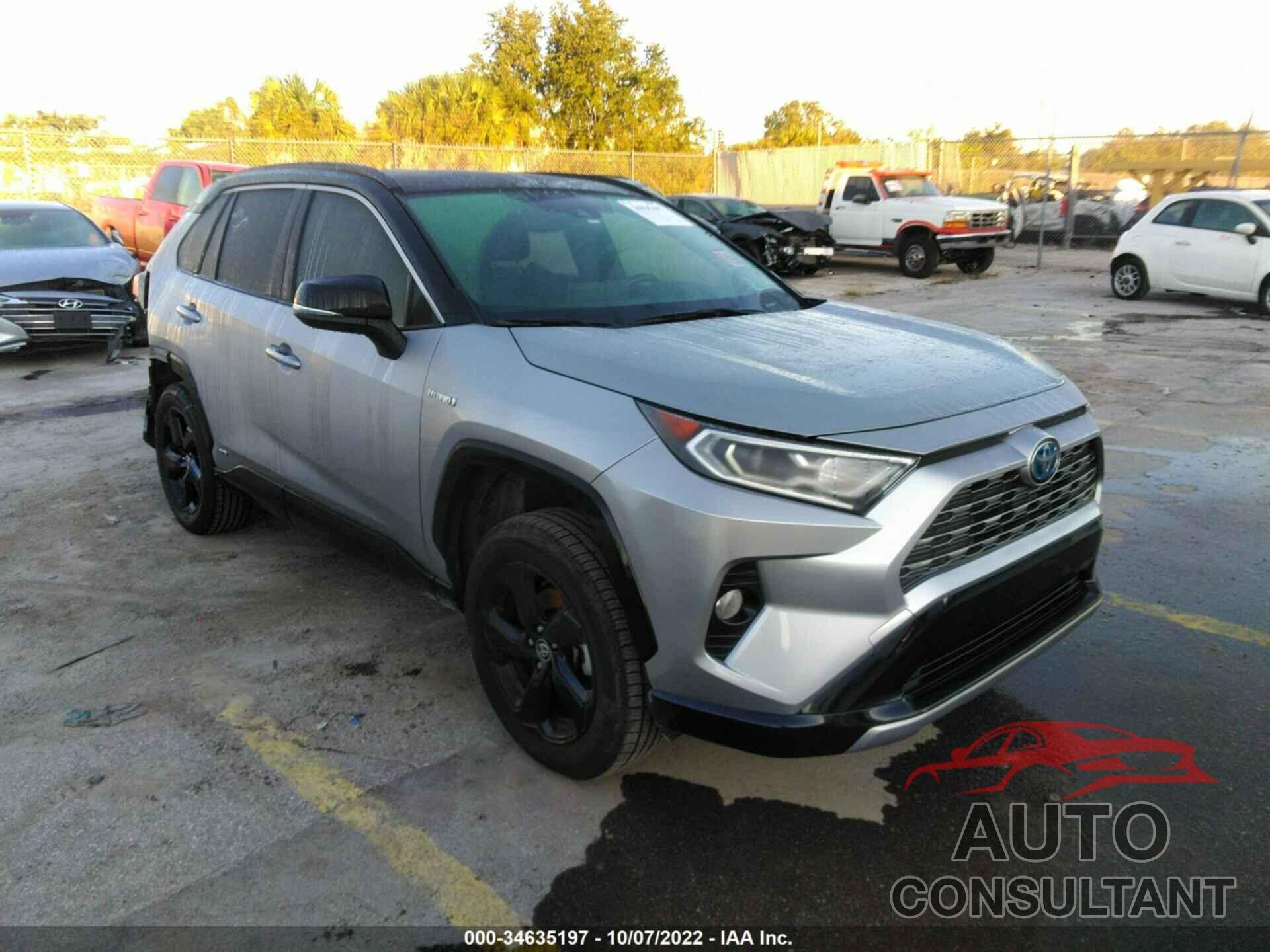TOYOTA RAV4 2020 - JTMEWRFV2LJ049355