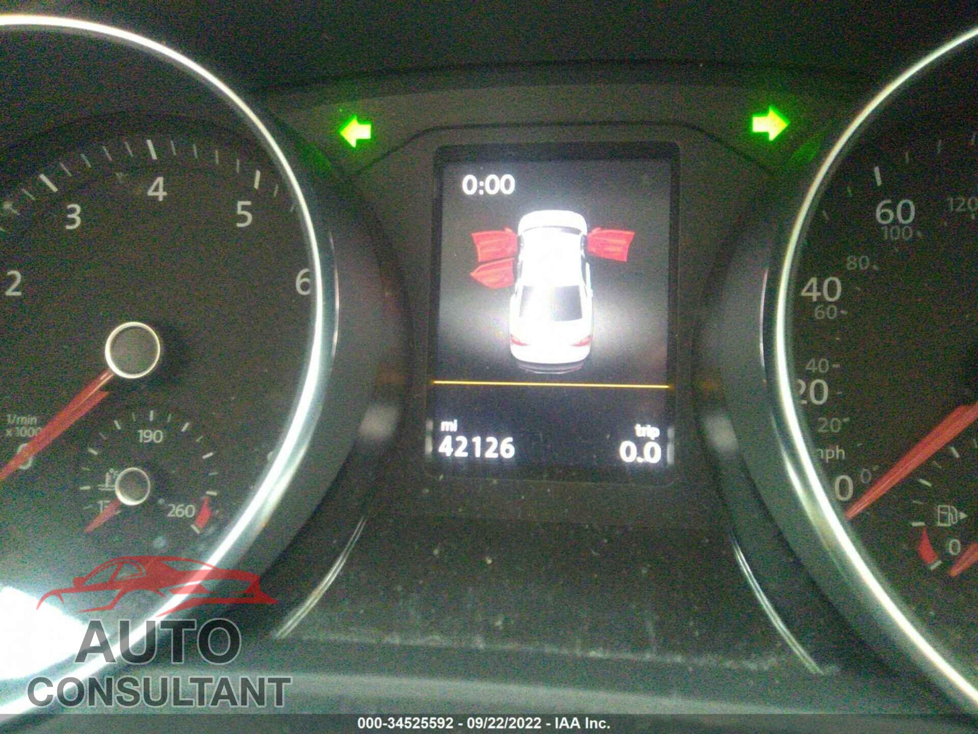 VOLKSWAGEN PASSAT 2018 - 1VWCA7A37JC049575