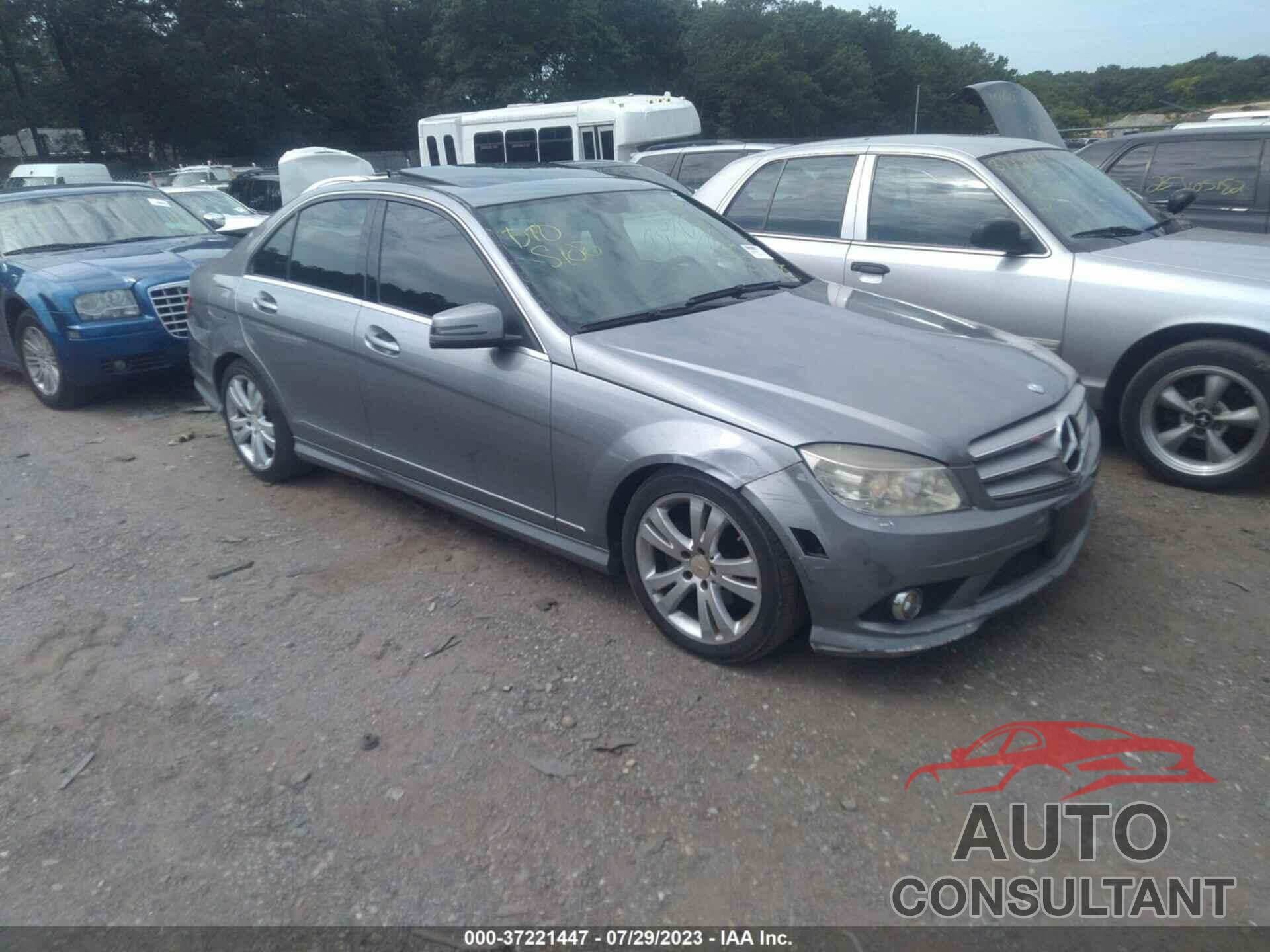 MERCEDES-BENZ C 300 2010 - WDDGF8BB8AR092942