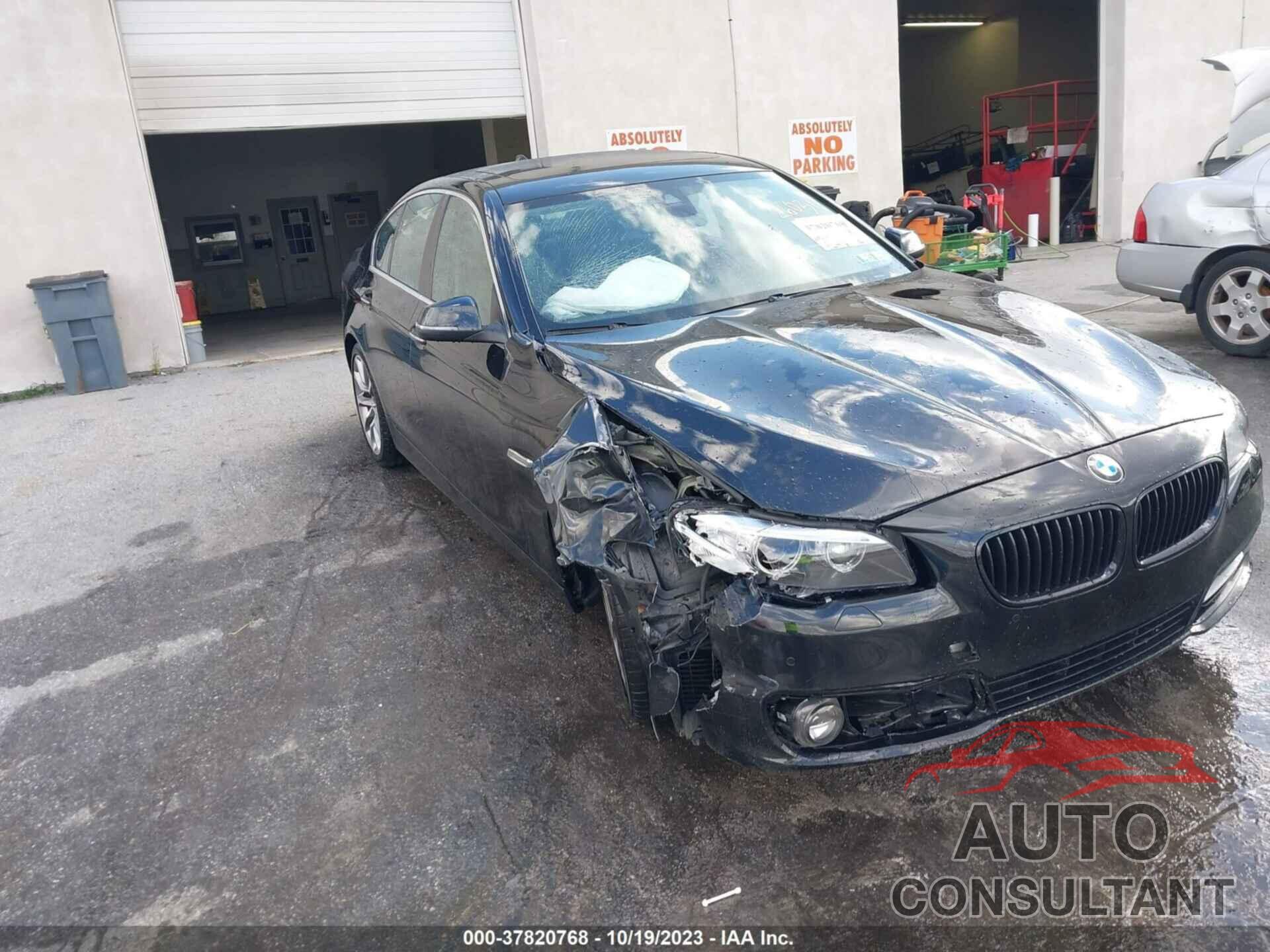 BMW 5 SERIES 2016 - WBA5B3C50GG260311