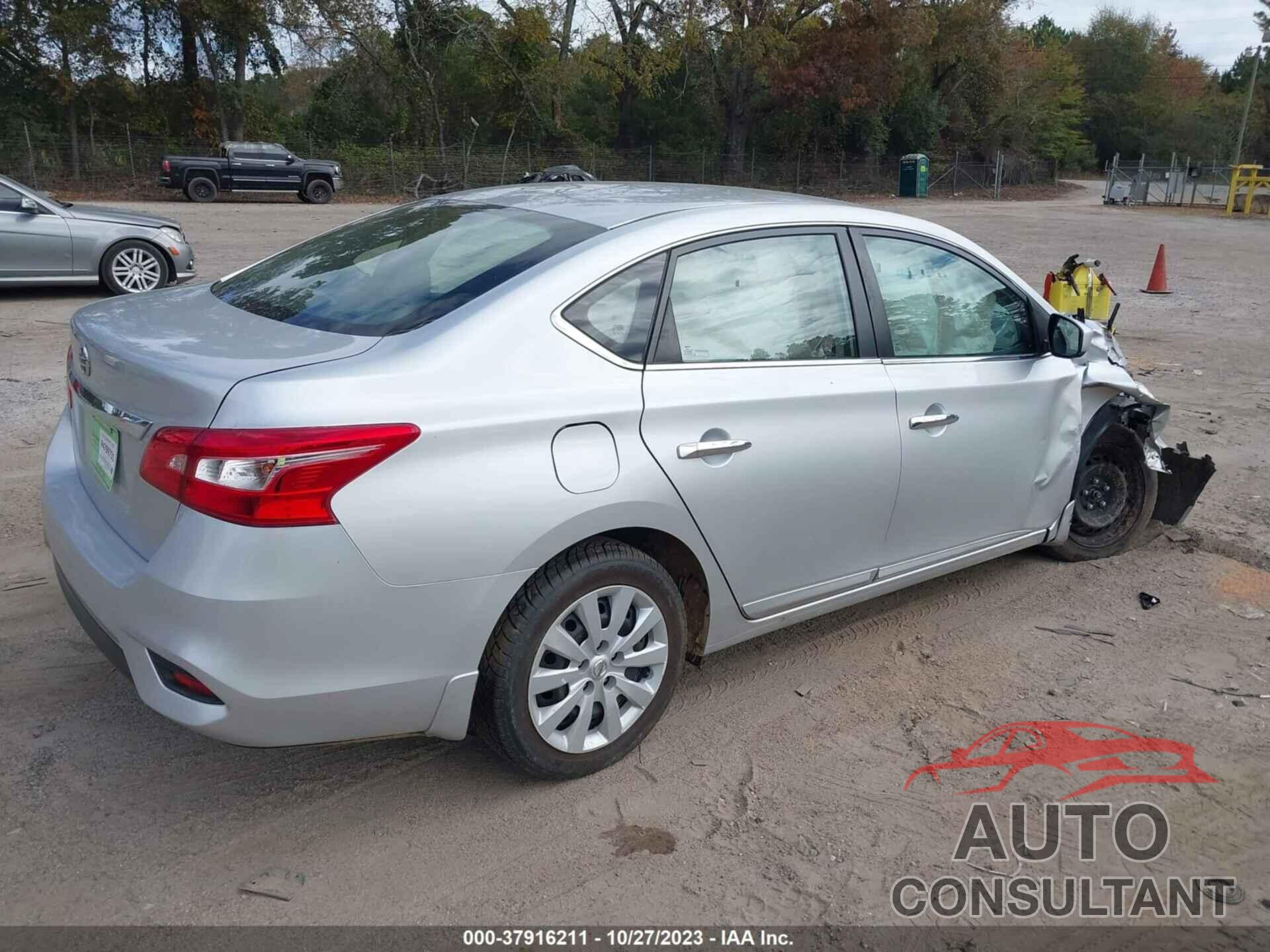 NISSAN SENTRA 2018 - 3N1AB7AP4JY333427