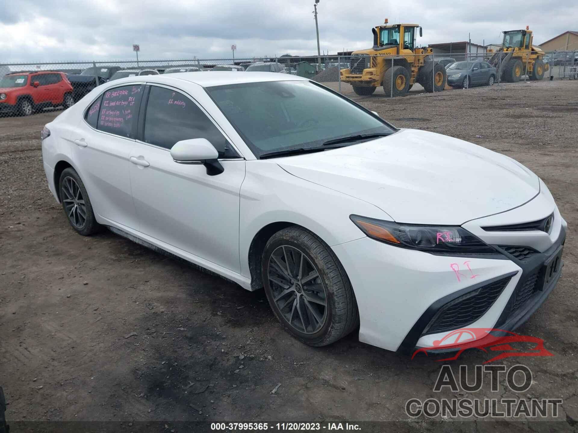 TOYOTA CAMRY 2022 - 4T1G11AK7NU659934