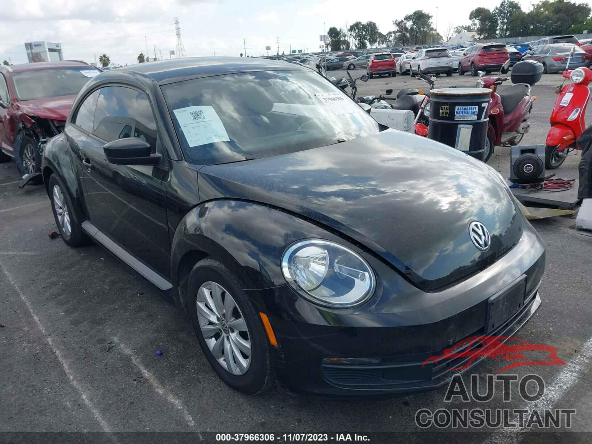 VOLKSWAGEN BEETLE 2016 - 3VWF17AT2GM626761