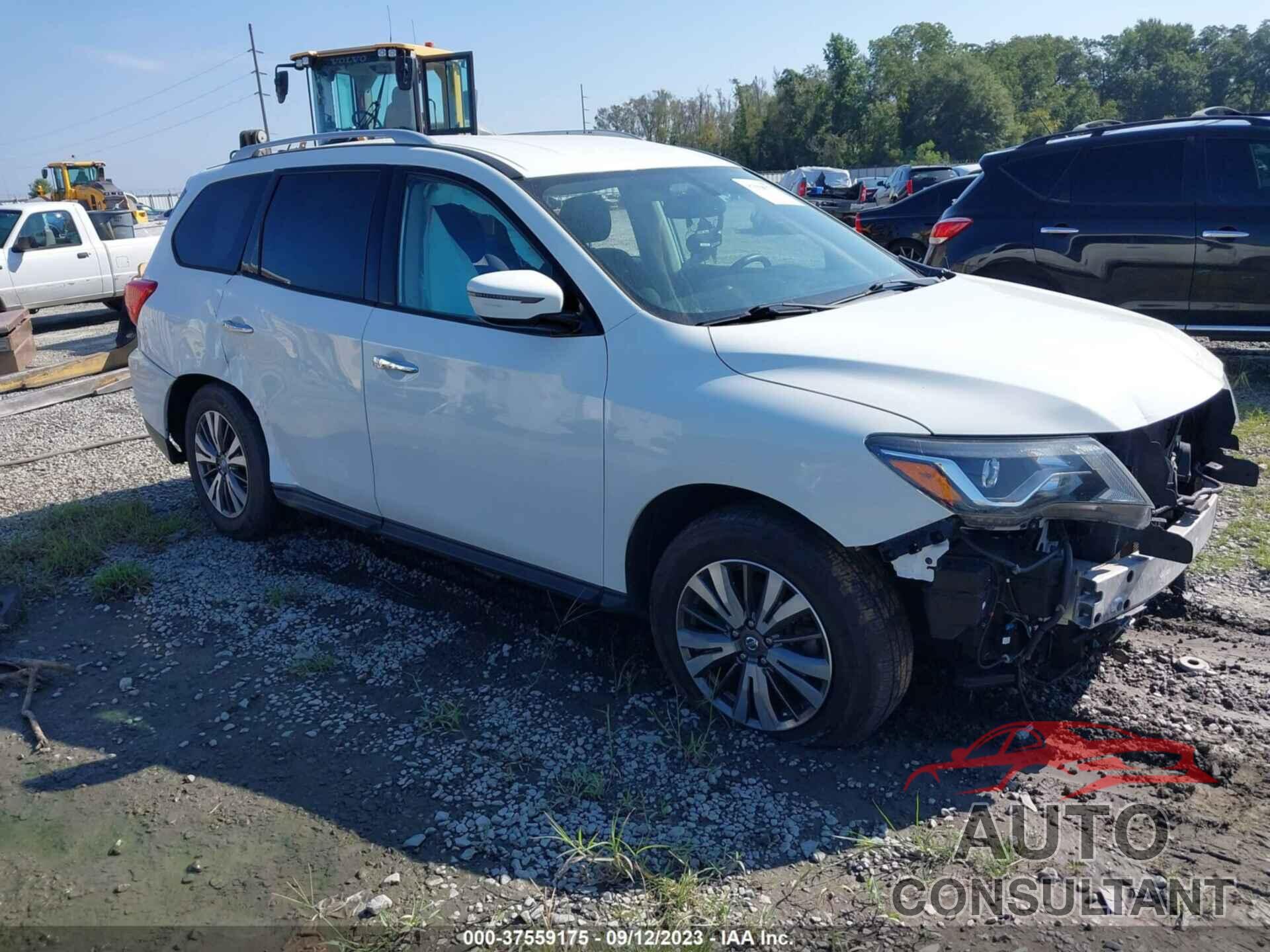 NISSAN PATHFINDER 2018 - 5N1DR2MN1JC673769