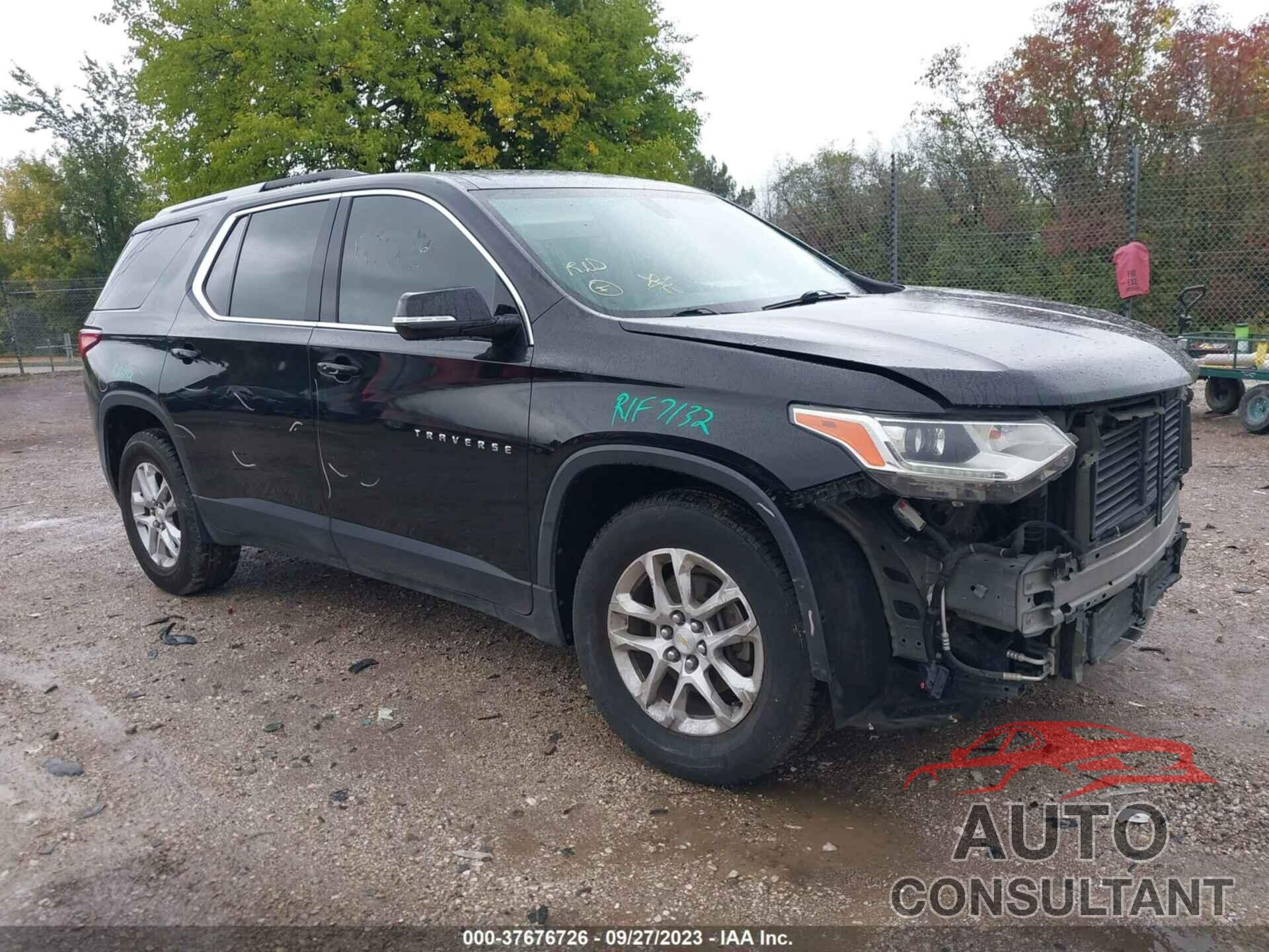 CHEVROLET TRAVERSE 2018 - 1GNERGKW4JJ274164