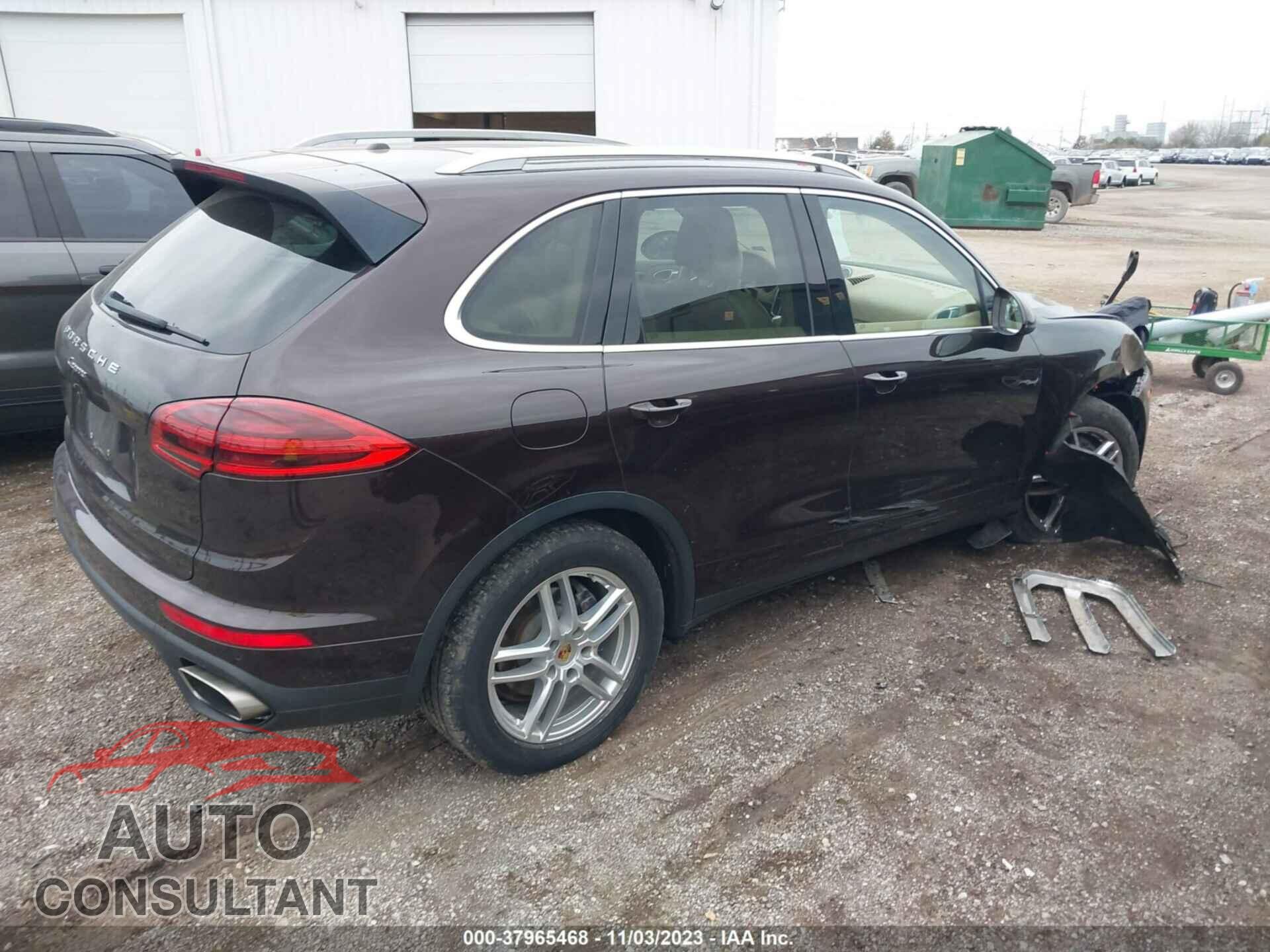 PORSCHE CAYENNE 2016 - WP1AA2A21GKA11888