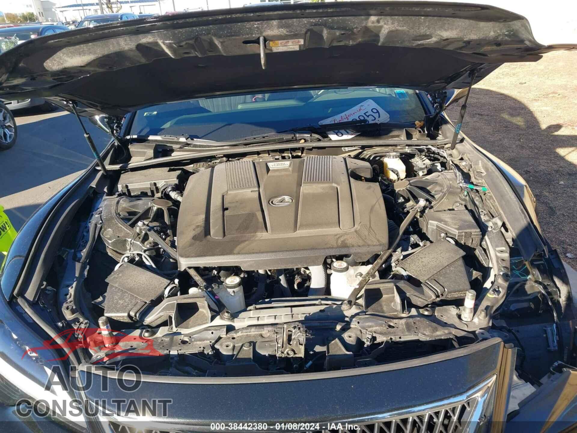 LEXUS LS 500 2021 - JTHD51FF1M5015201