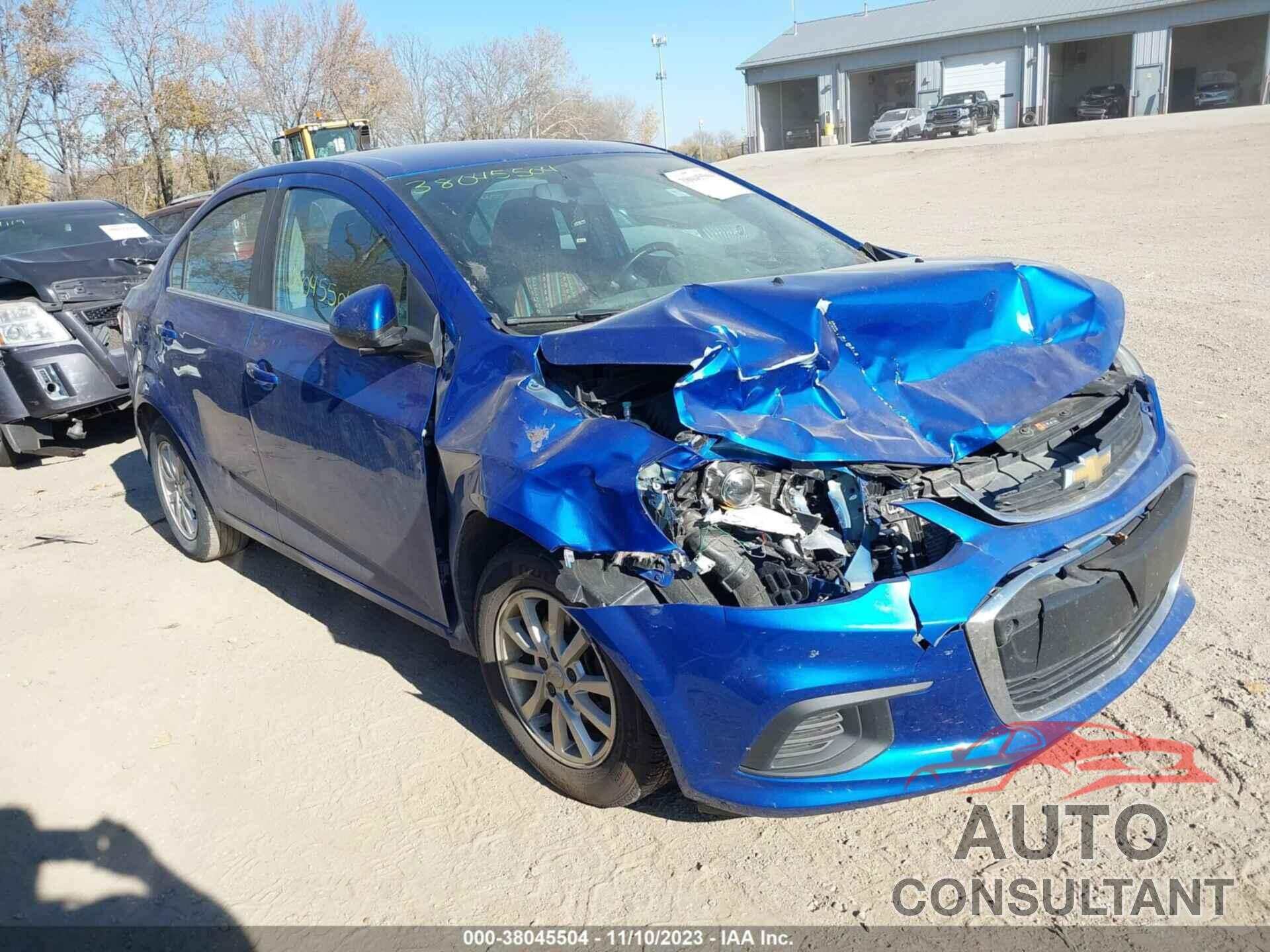 CHEVROLET SONIC 2017 - 1G1JD5SH2H4110327