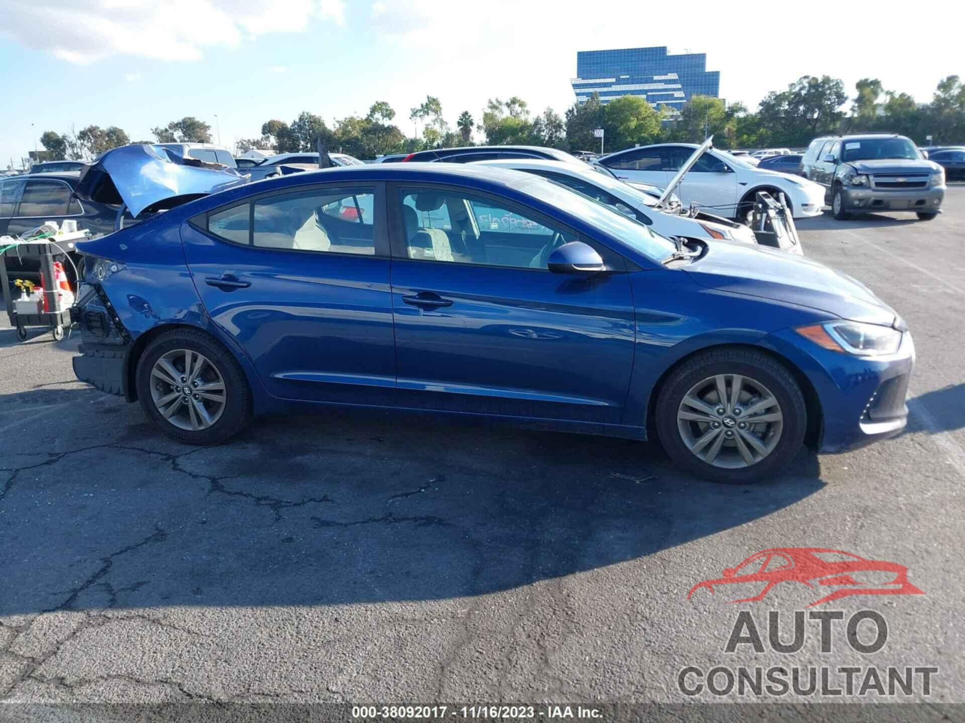 HYUNDAI ELANTRA 2018 - 5NPD84LF9JH219562